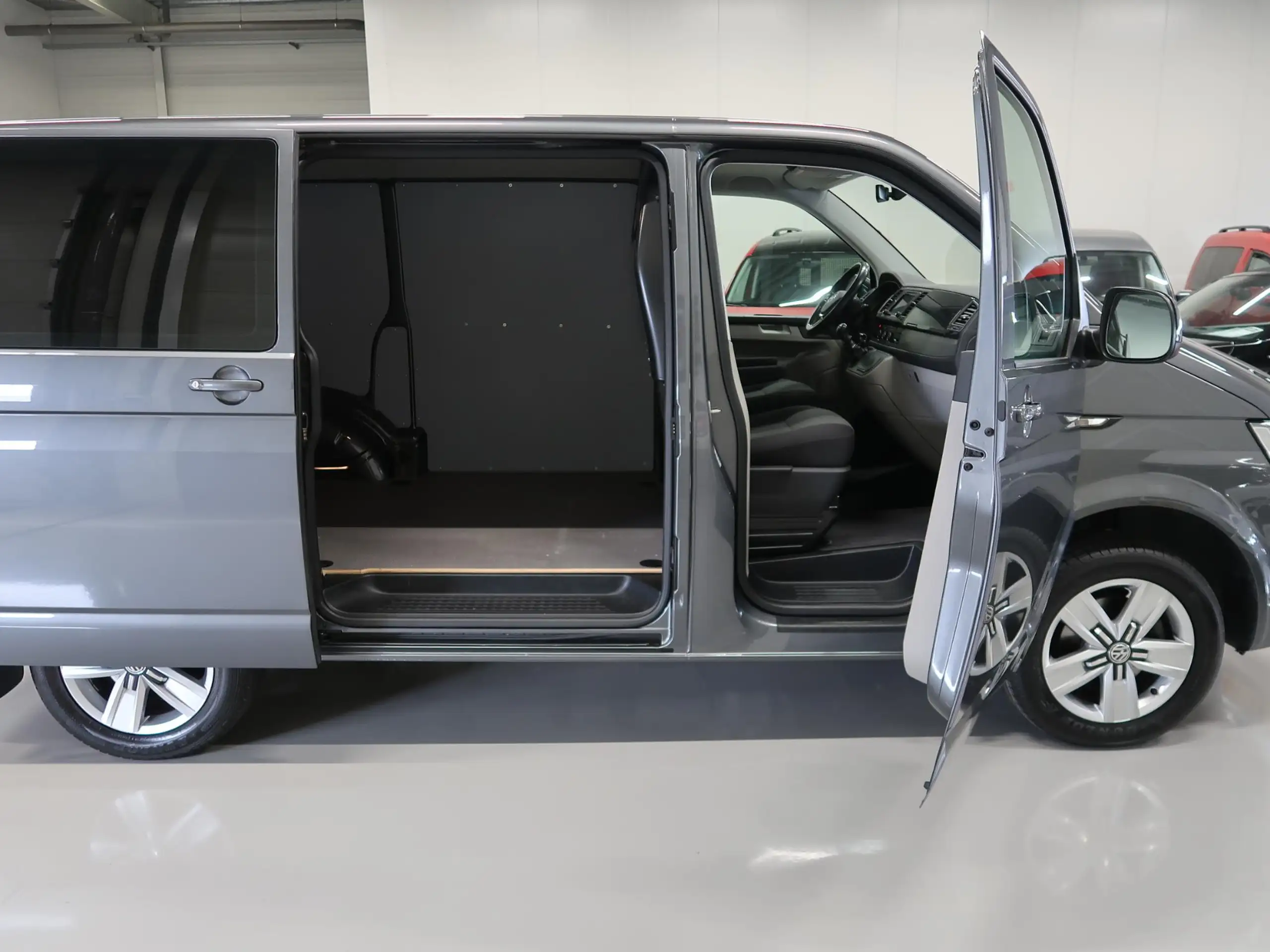 Volkswagen - T6 Transporter