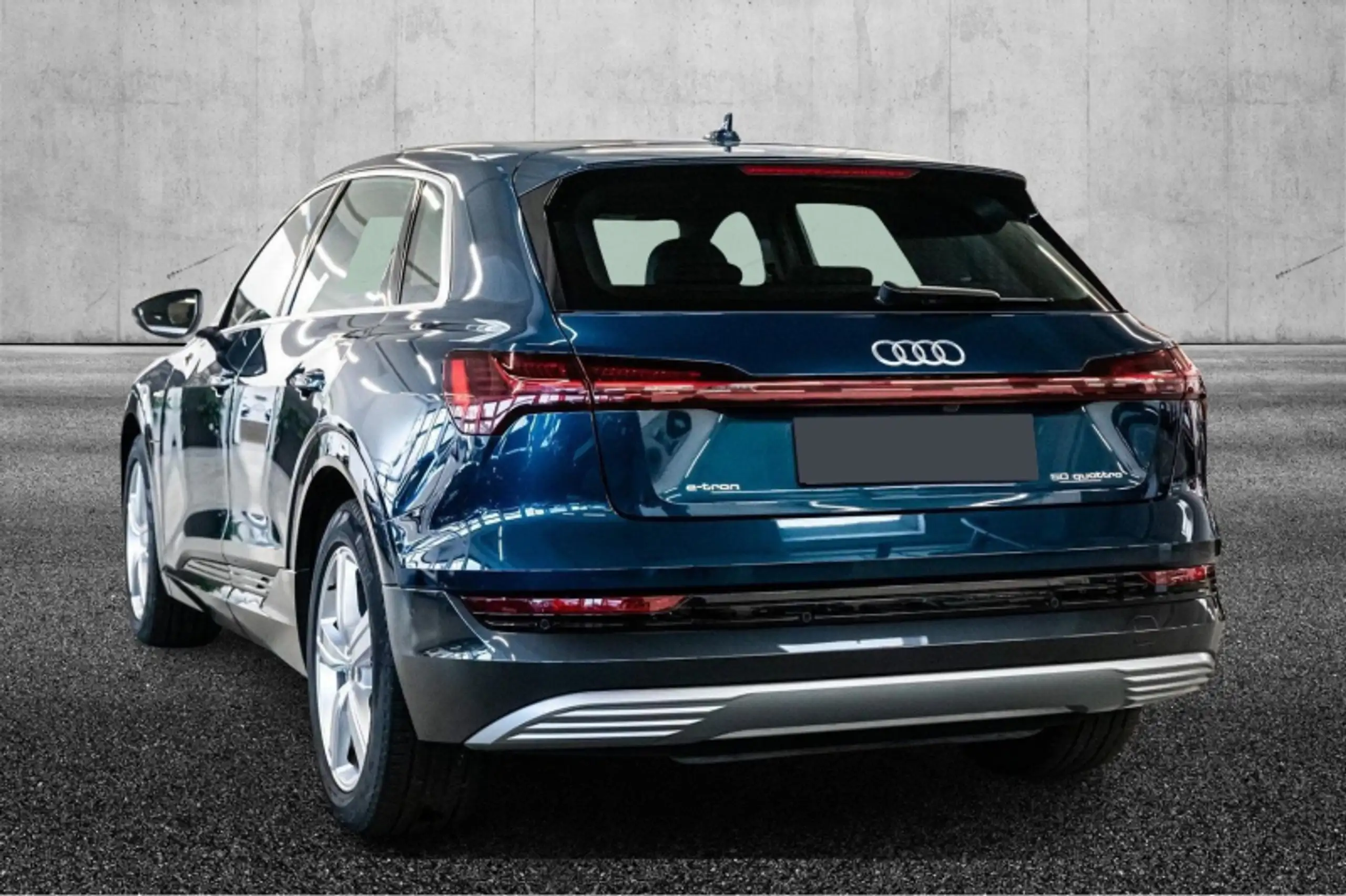 Audi - Q4 e-tron