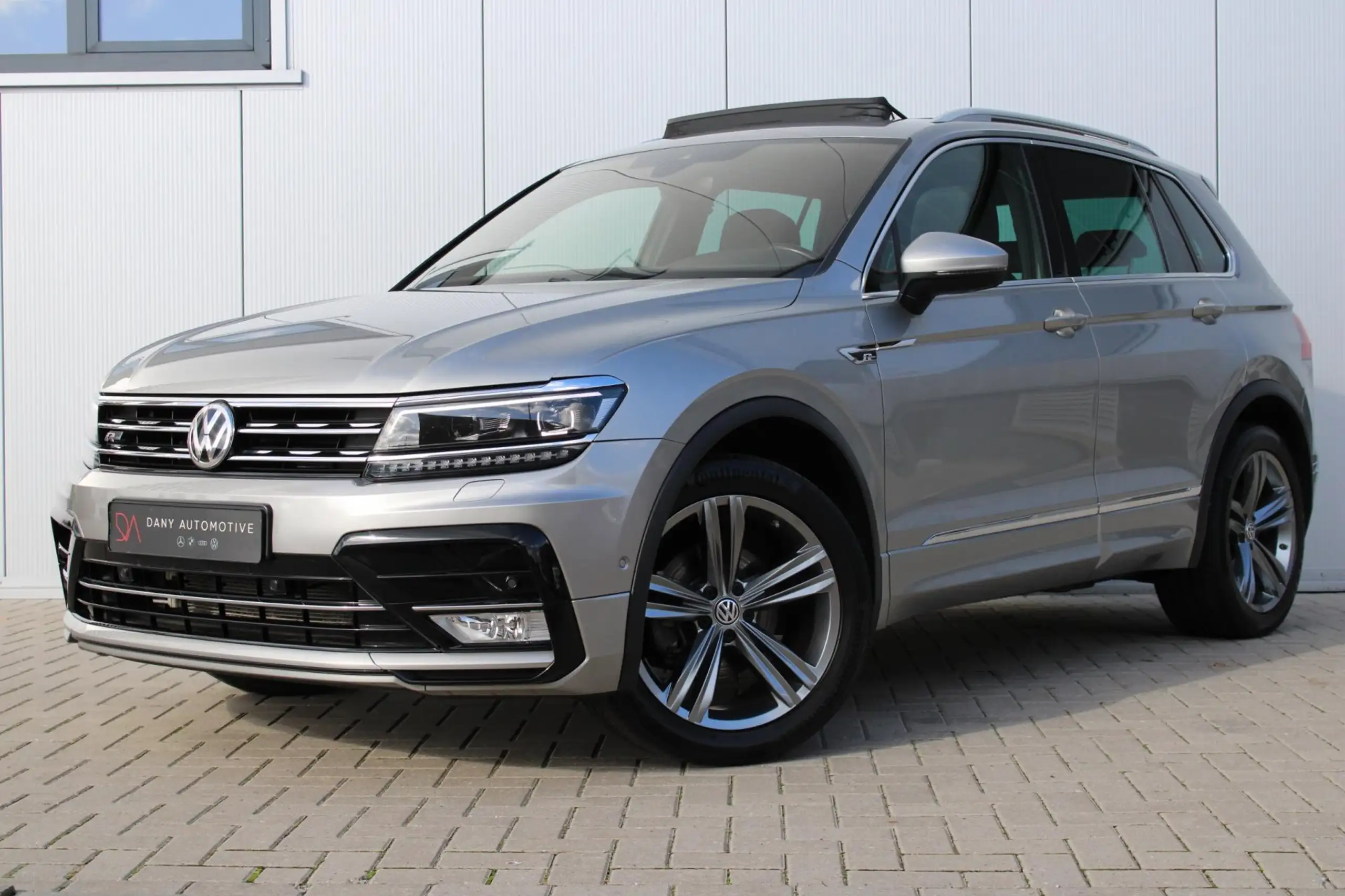 Volkswagen - Tiguan