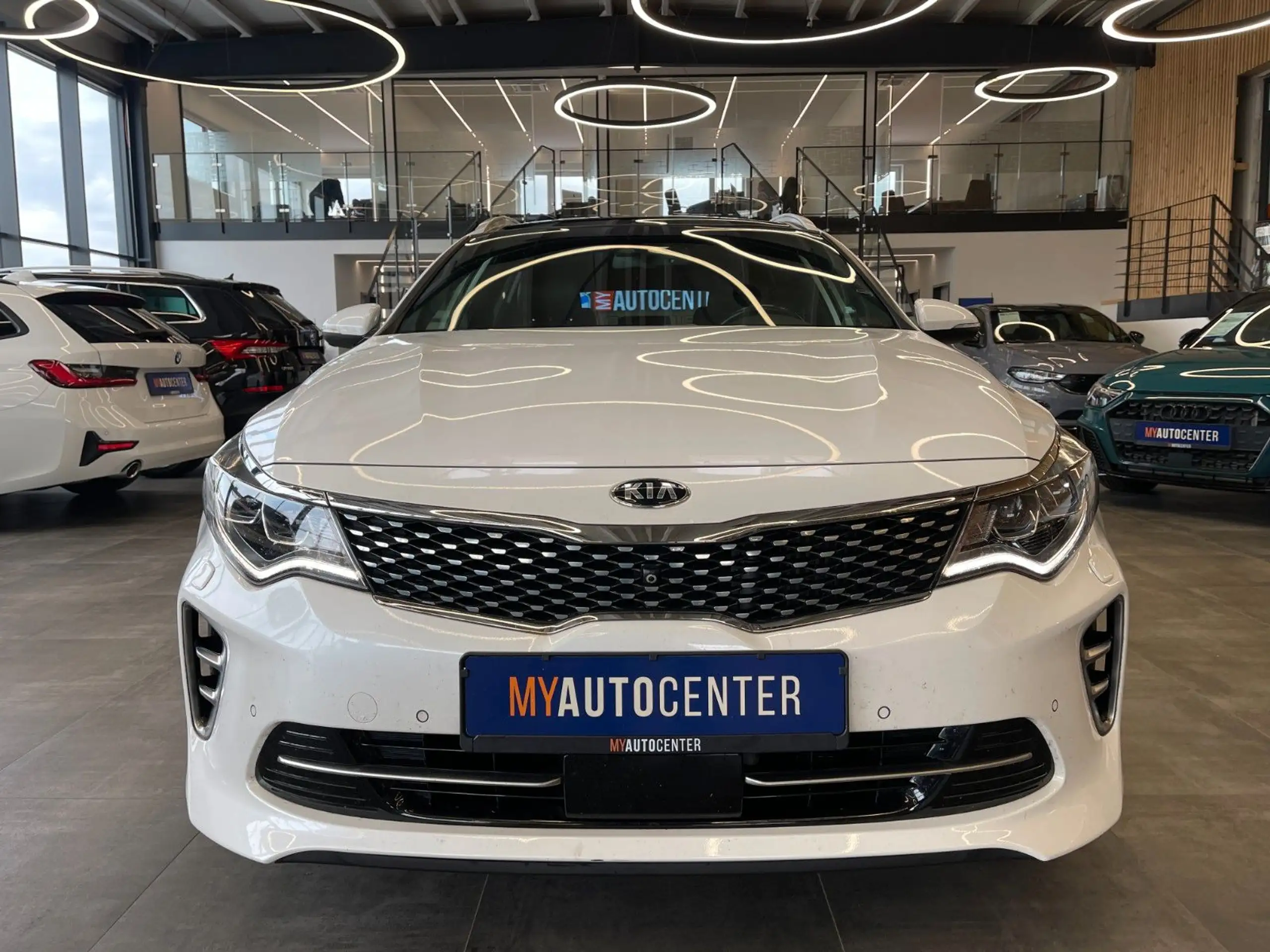 Kia - Optima