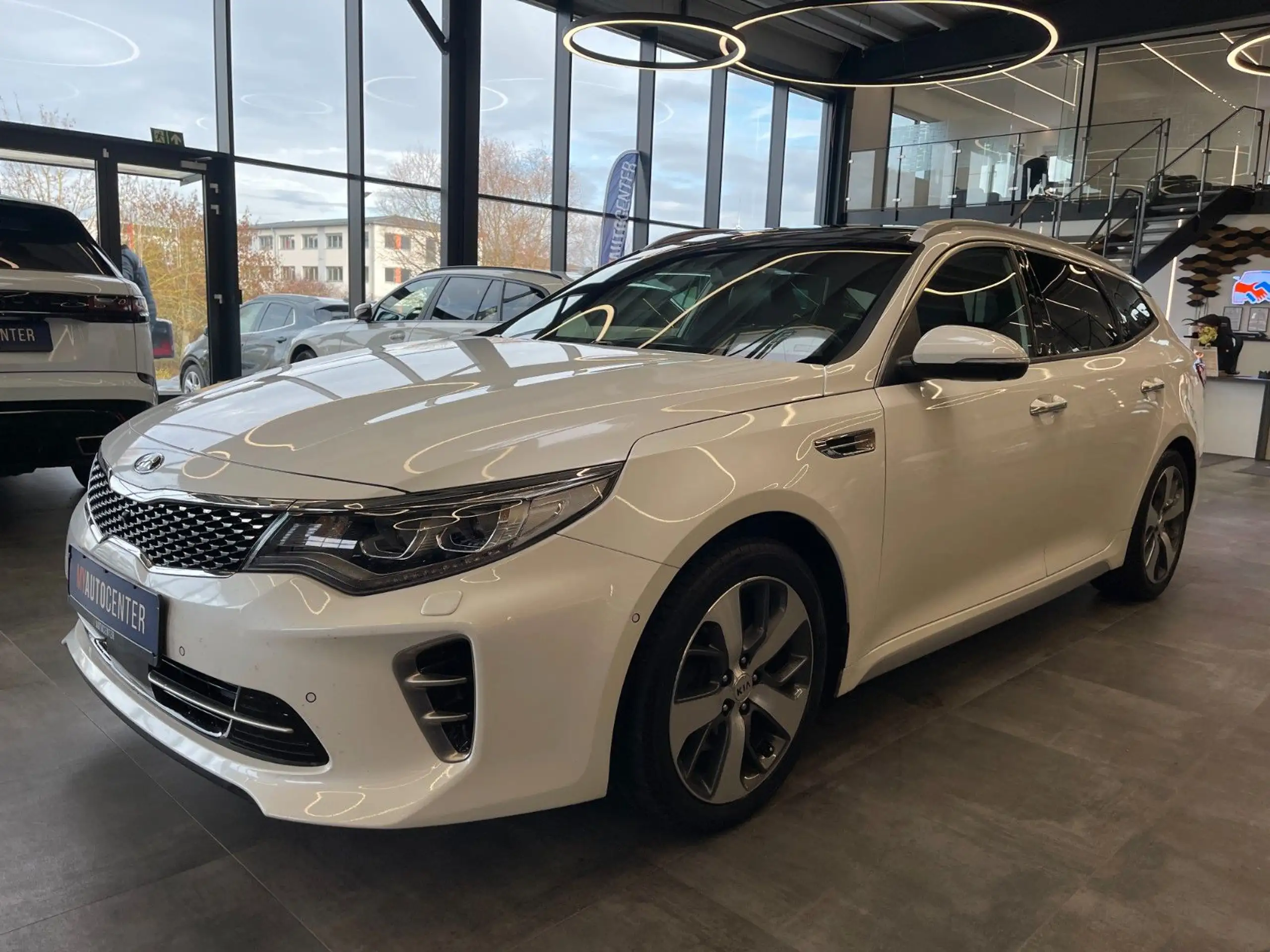 Kia - Optima