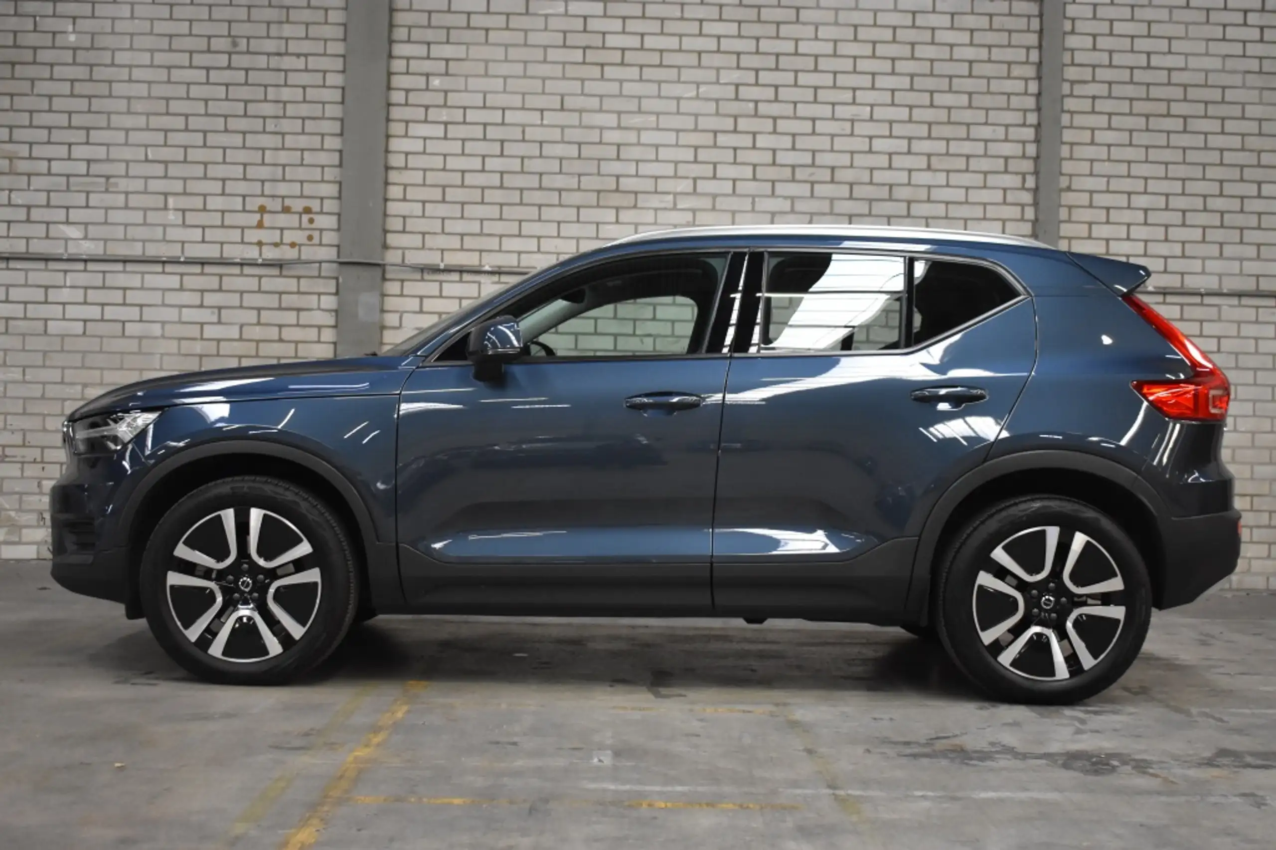 Volvo - XC40