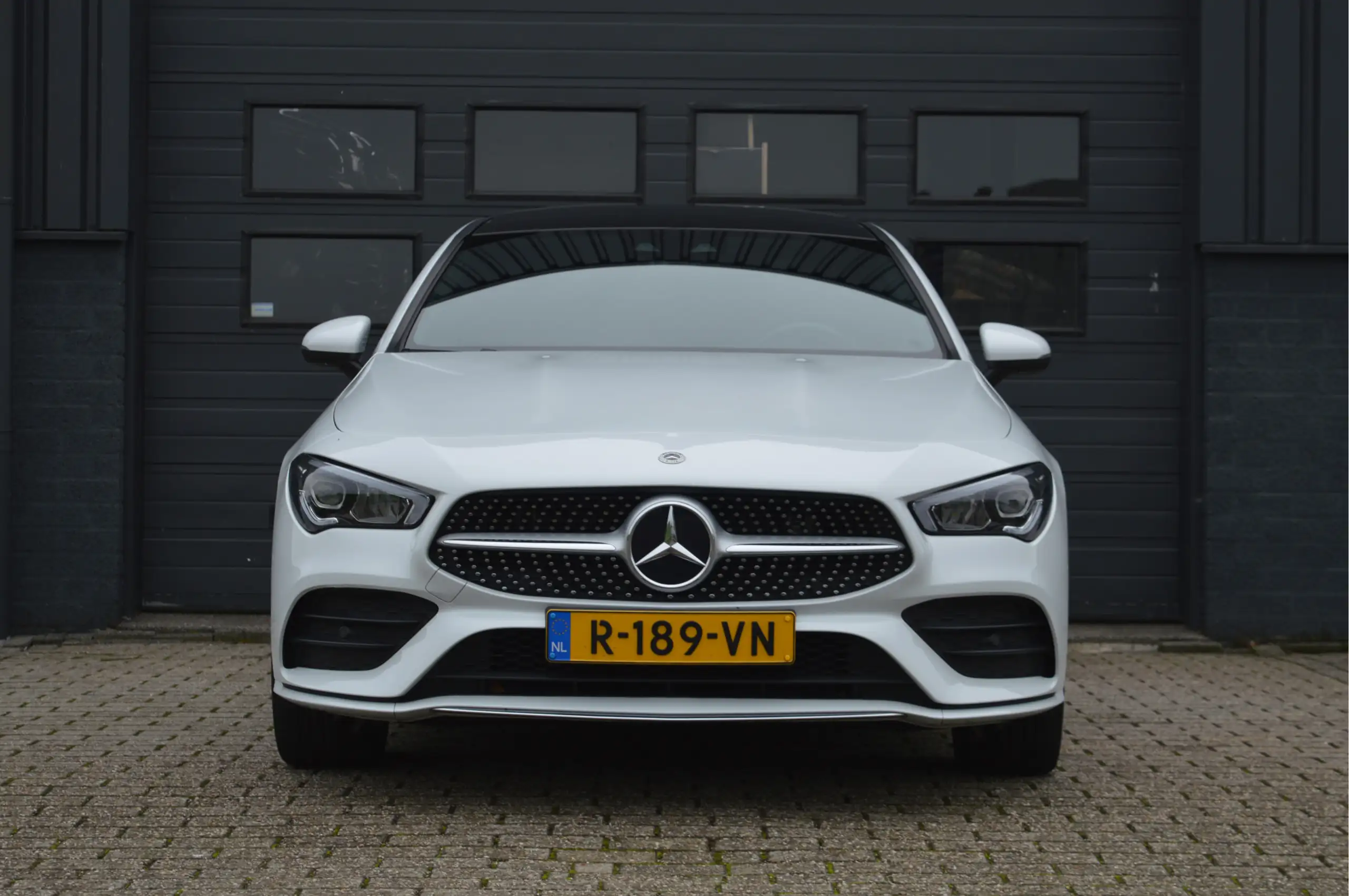 Mercedes-Benz - CLA 250