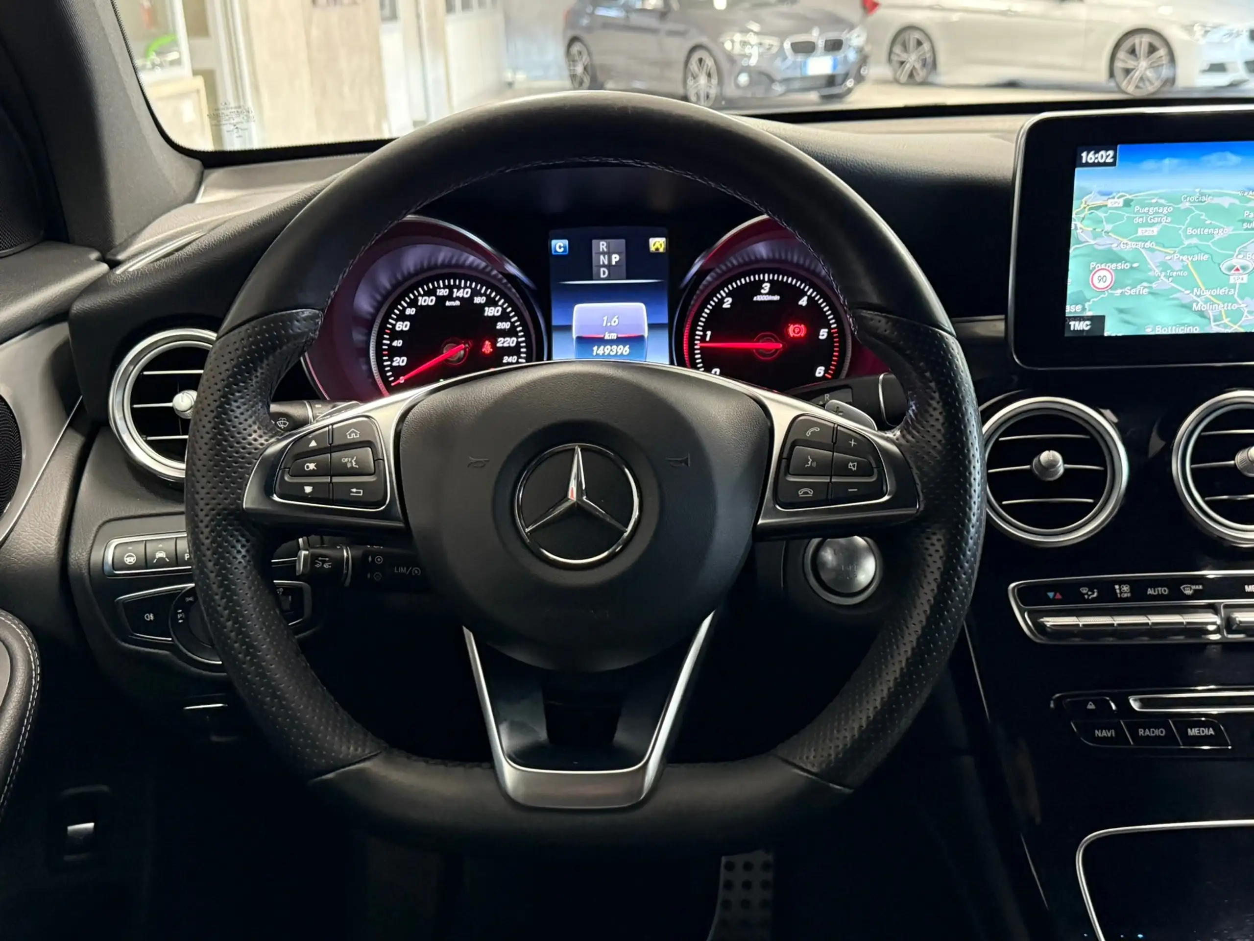 Mercedes-Benz - GLC 250