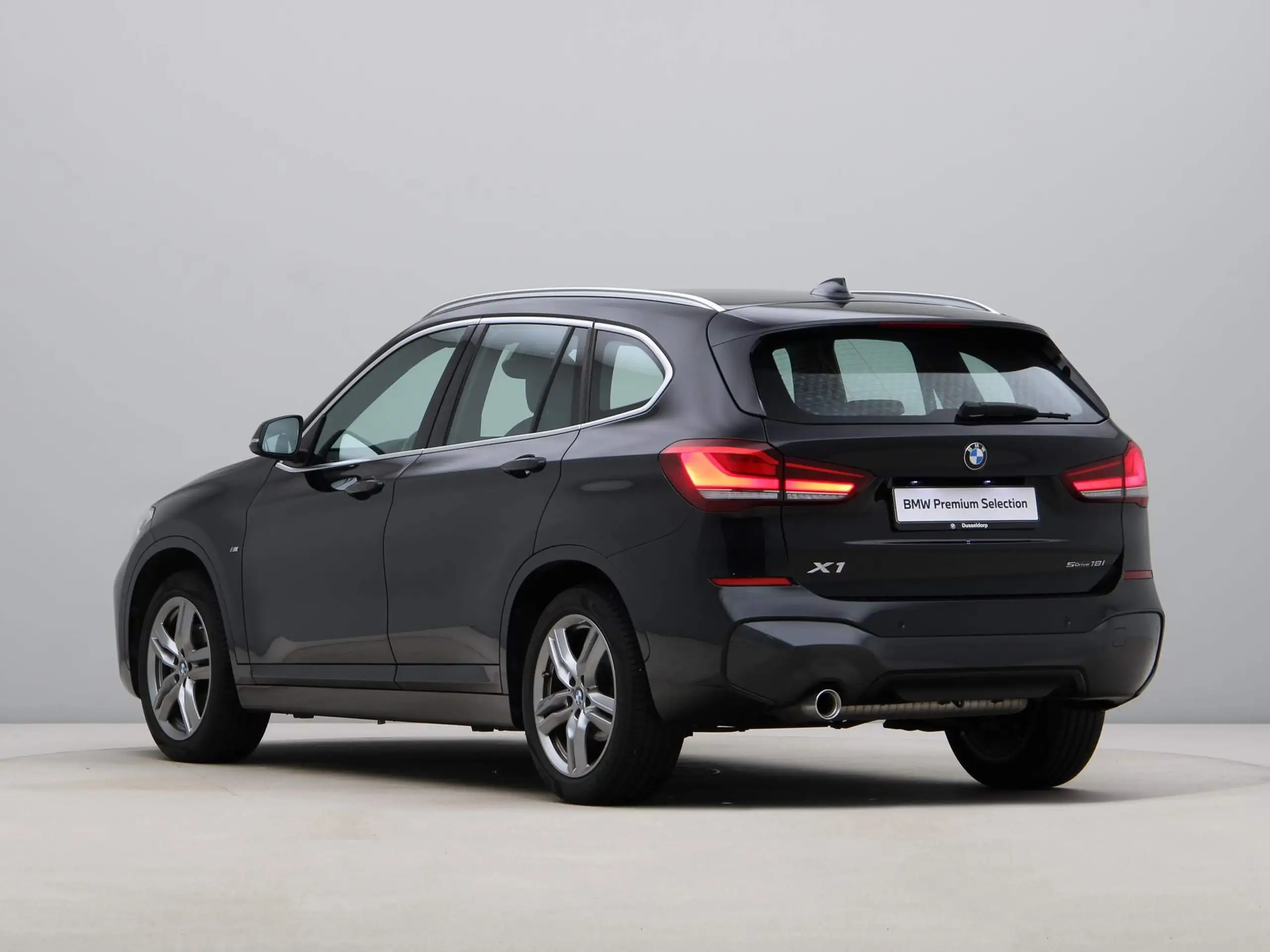 BMW - X1