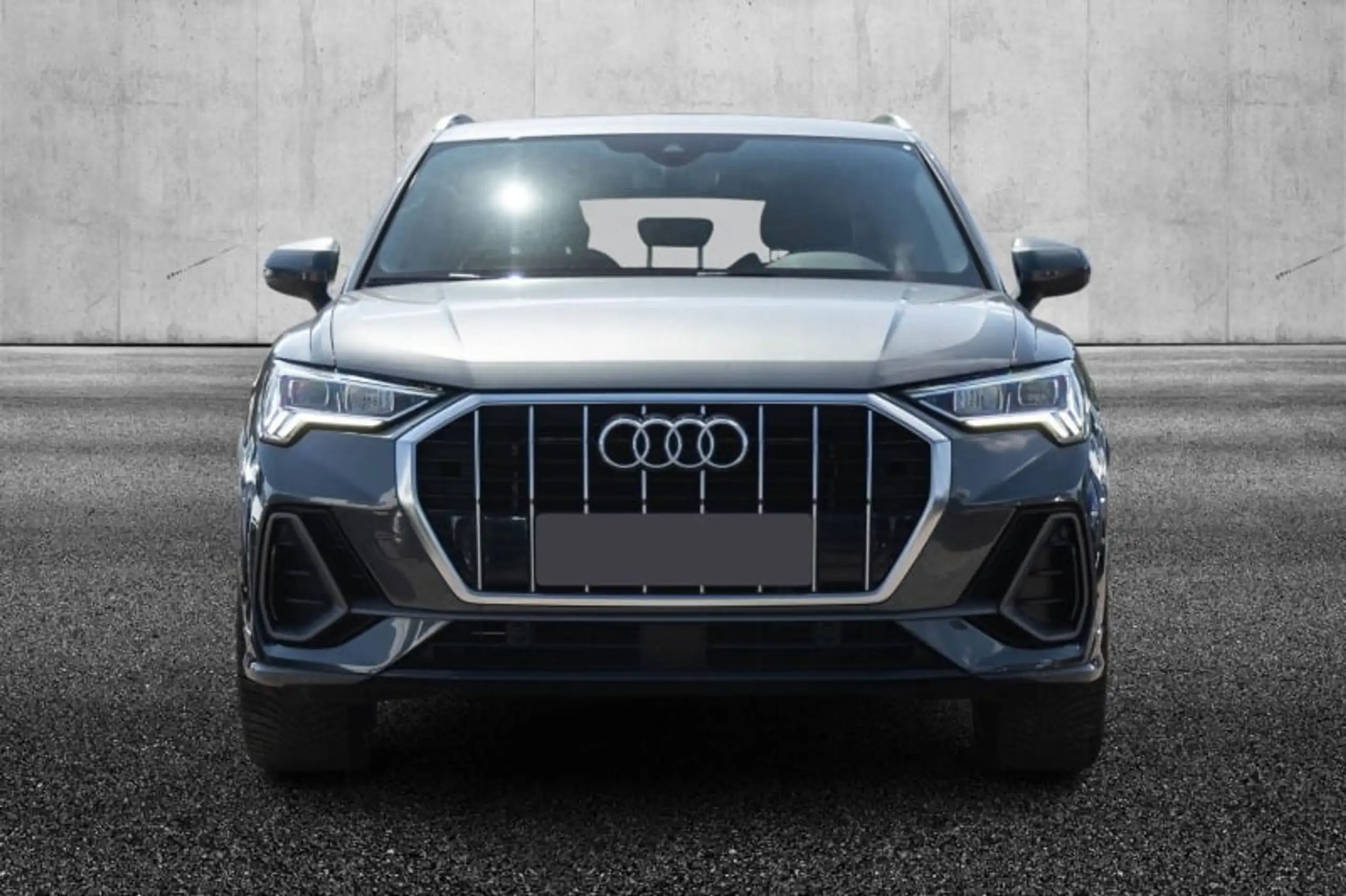 Audi - Q3