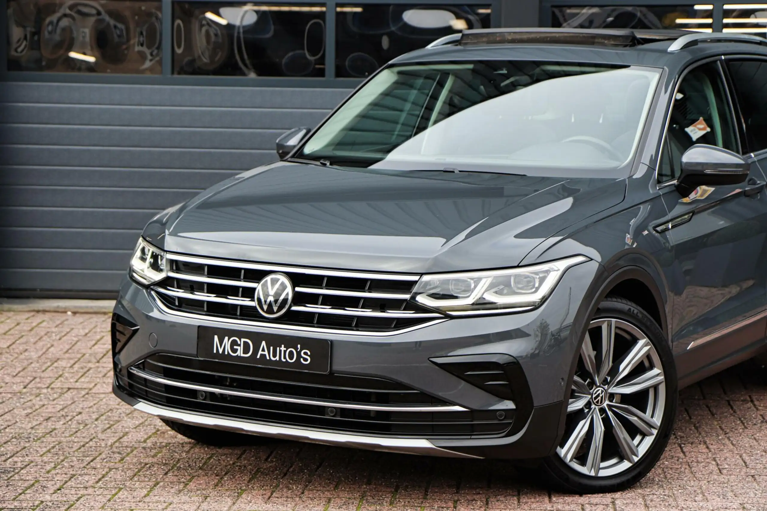 Volkswagen - Tiguan