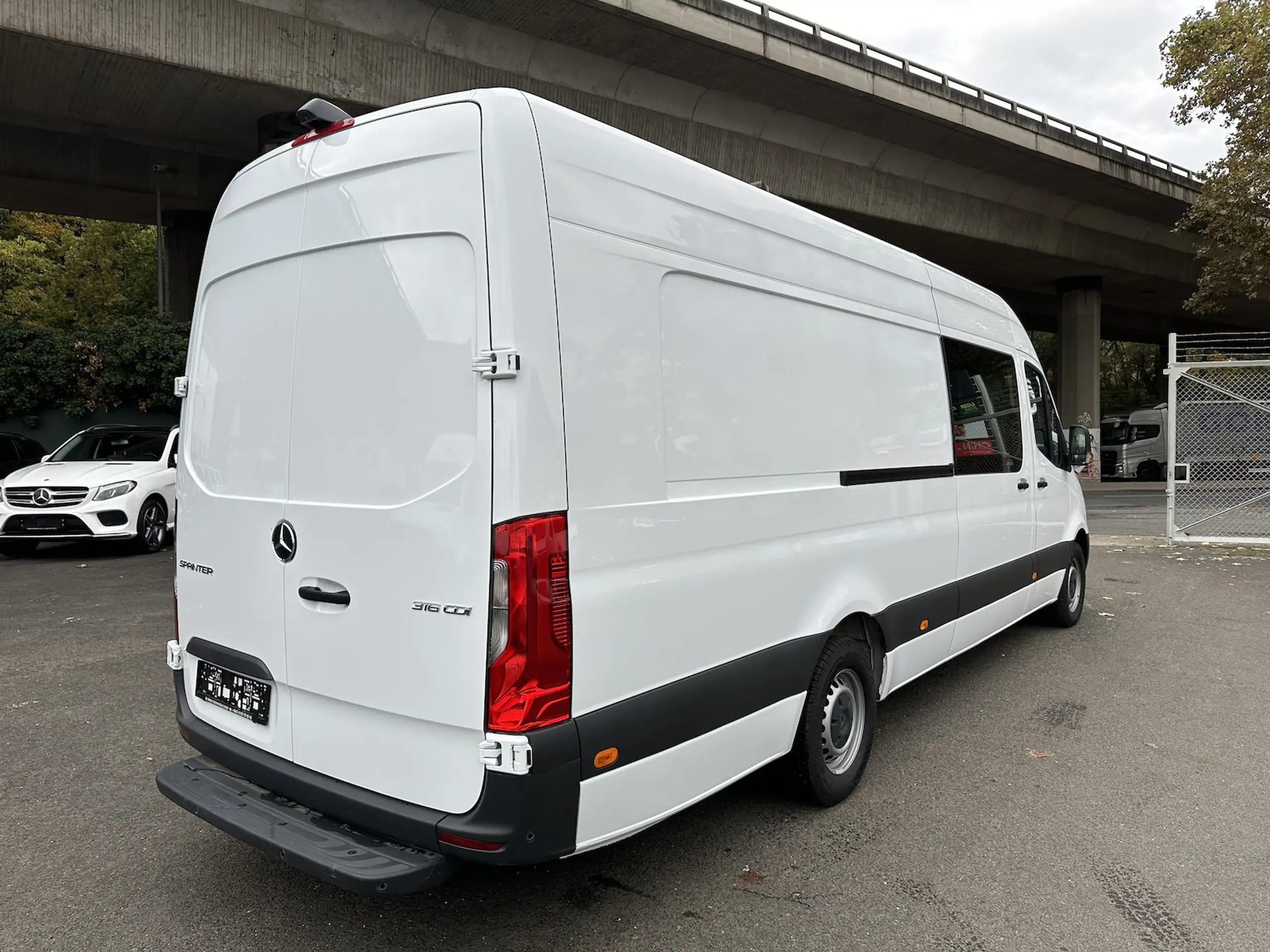 Mercedes-Benz - Sprinter