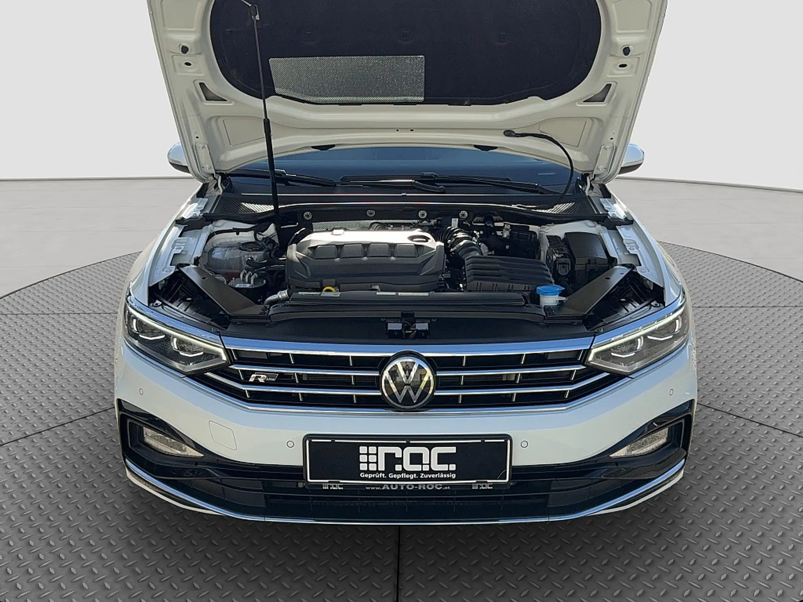 Volkswagen - Passat Variant