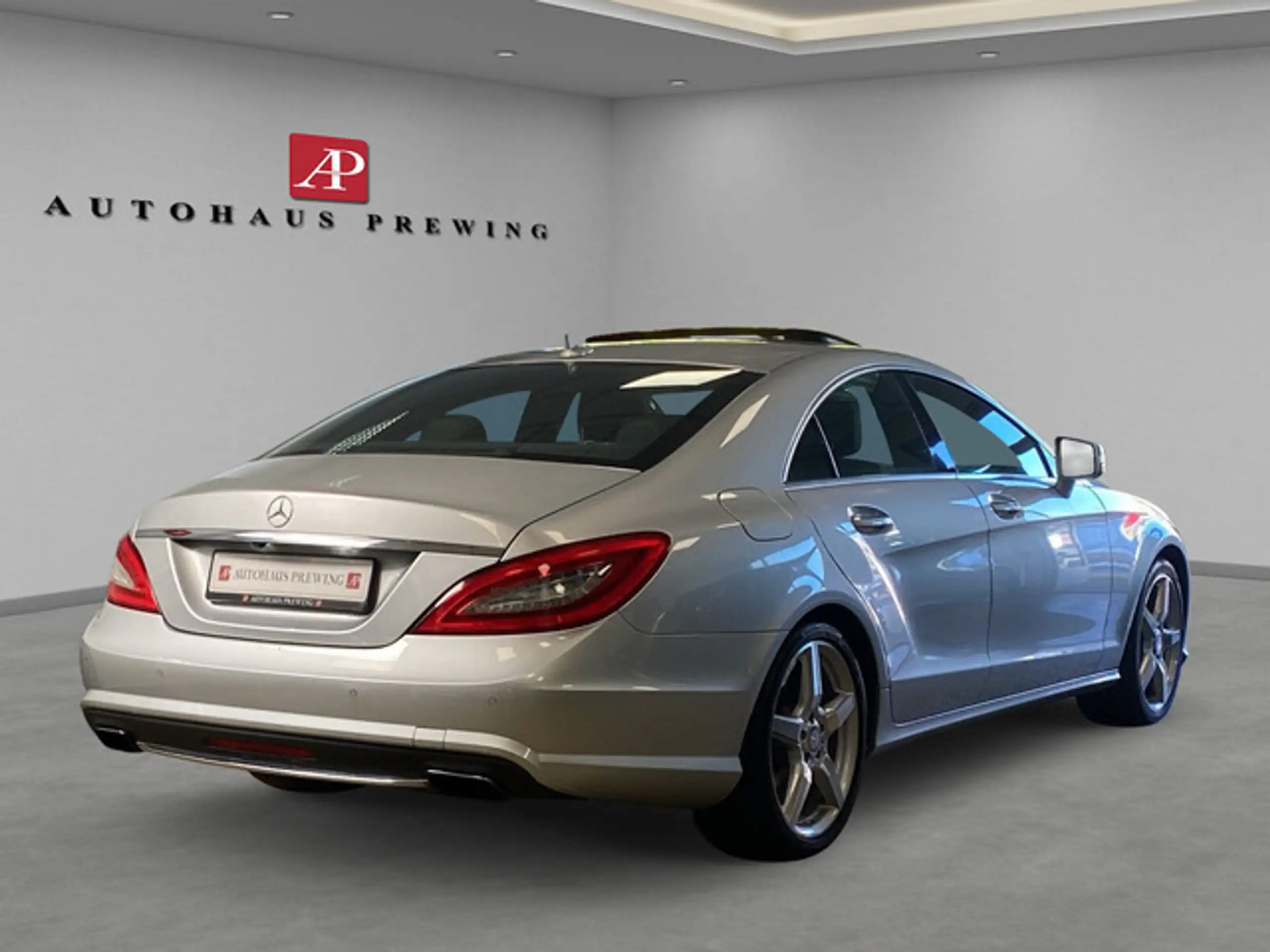 Mercedes-Benz - CLS 350