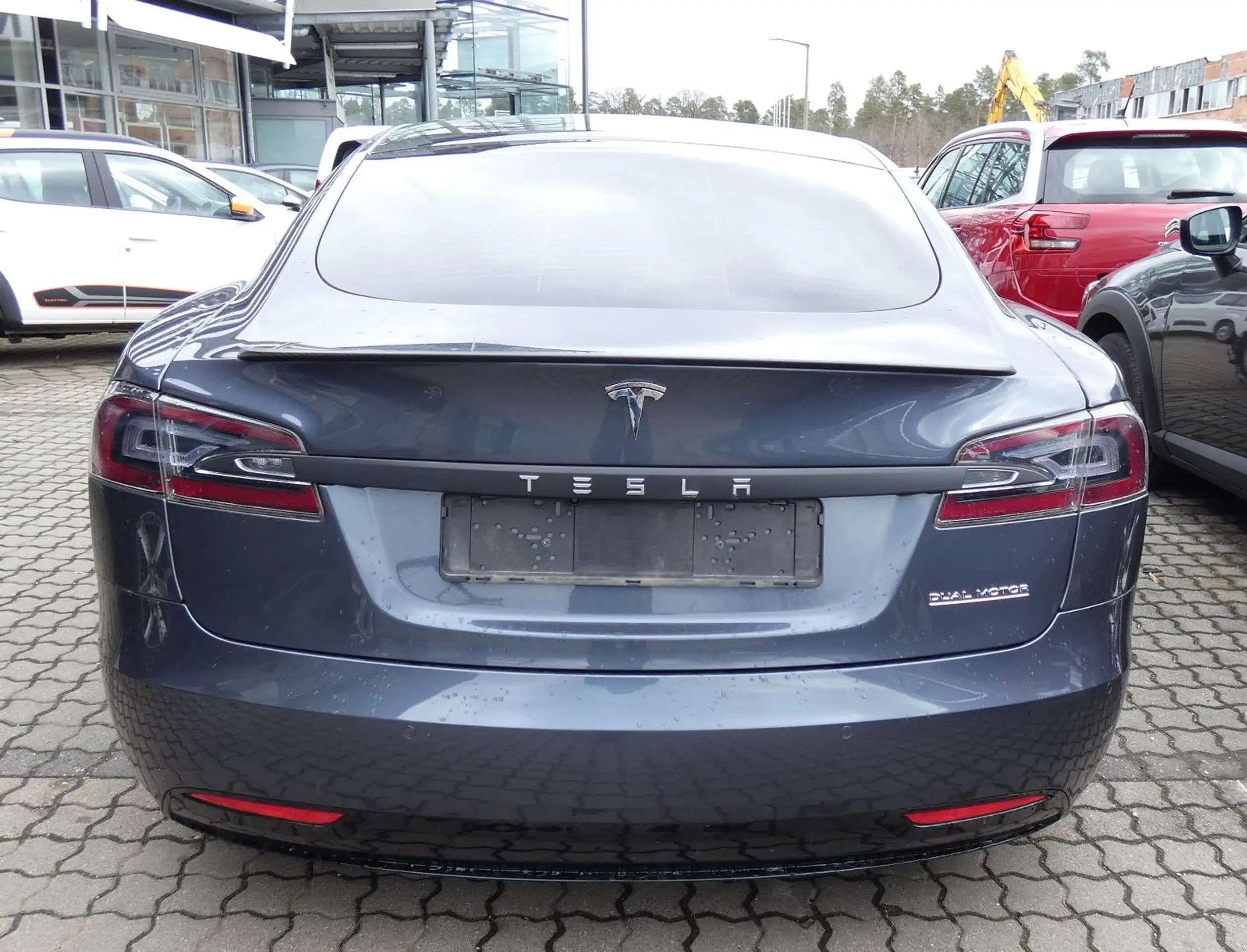 Tesla - Model S