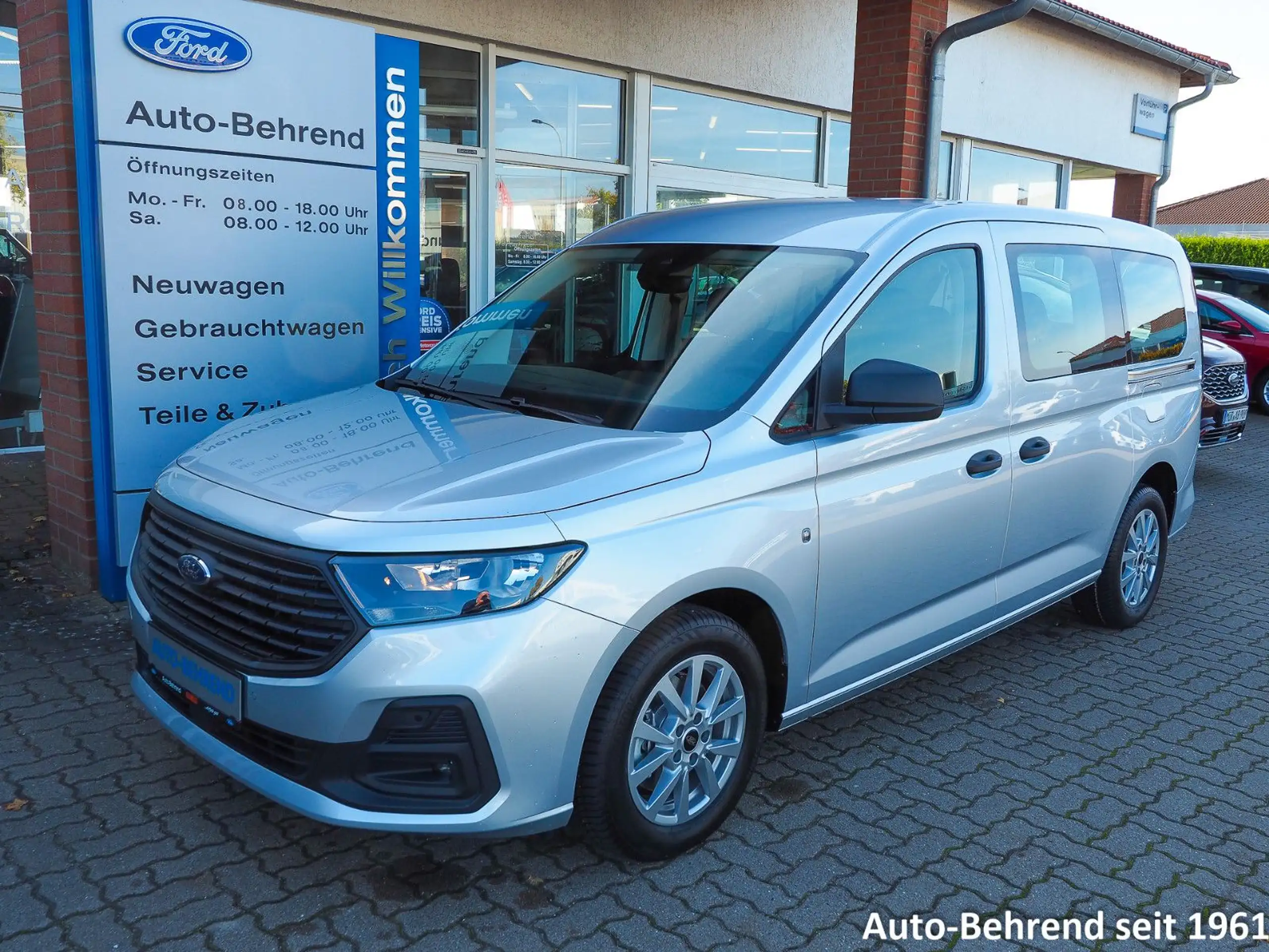 Ford - Grand Tourneo