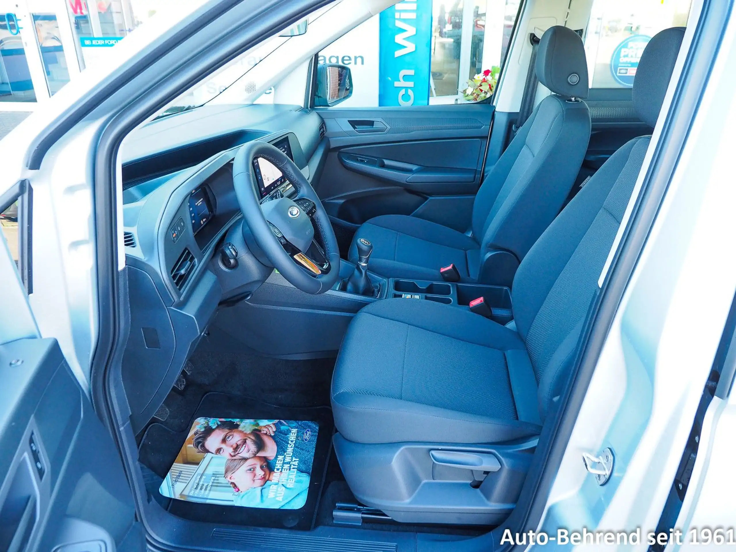 Ford - Grand Tourneo