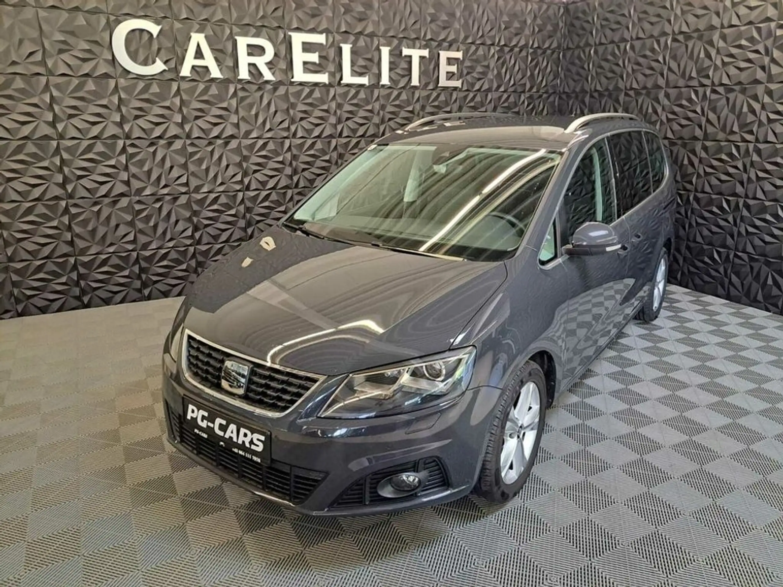 SEAT - Alhambra