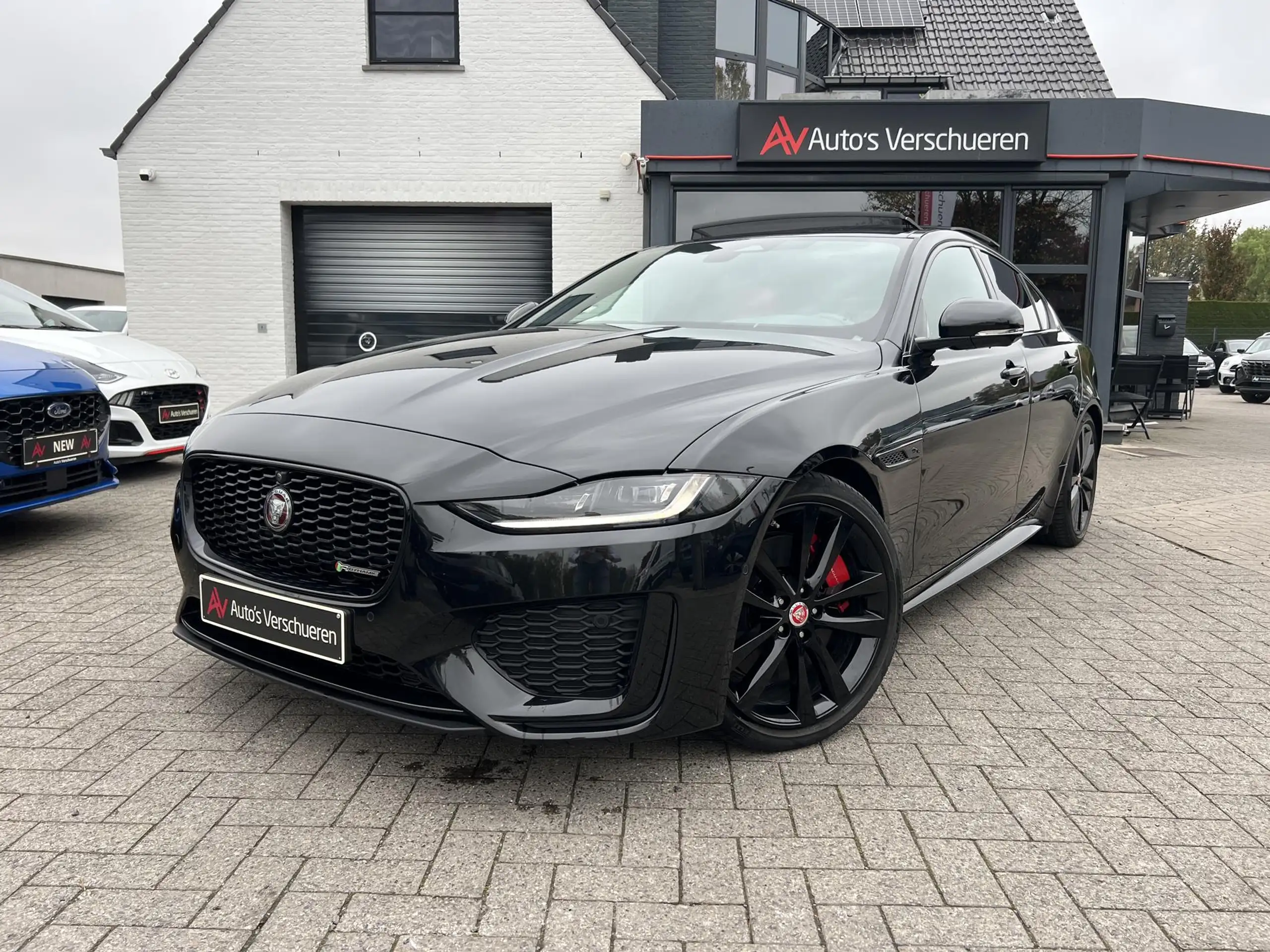 Jaguar - XE