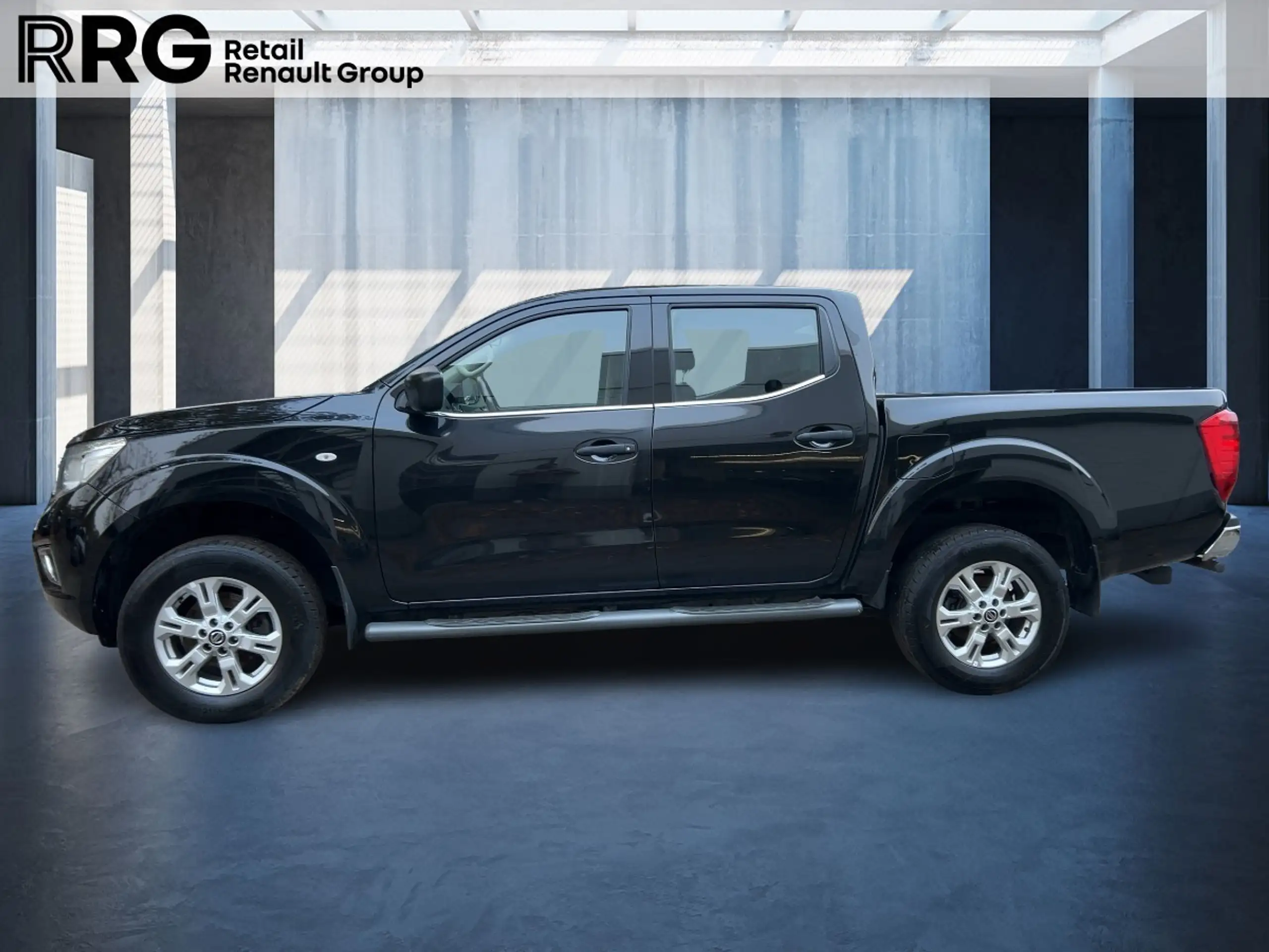 Nissan - Navara