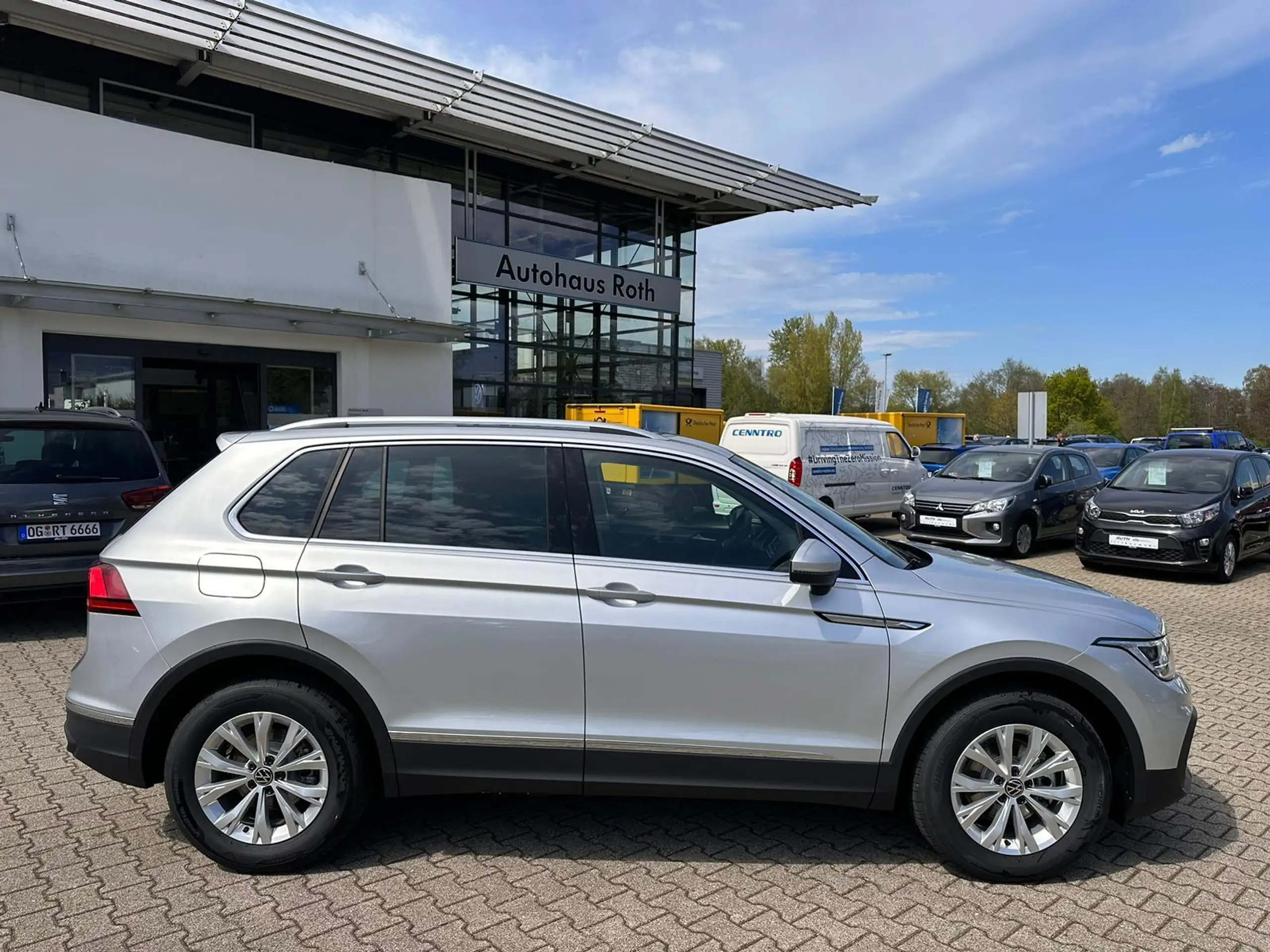 Volkswagen - Tiguan