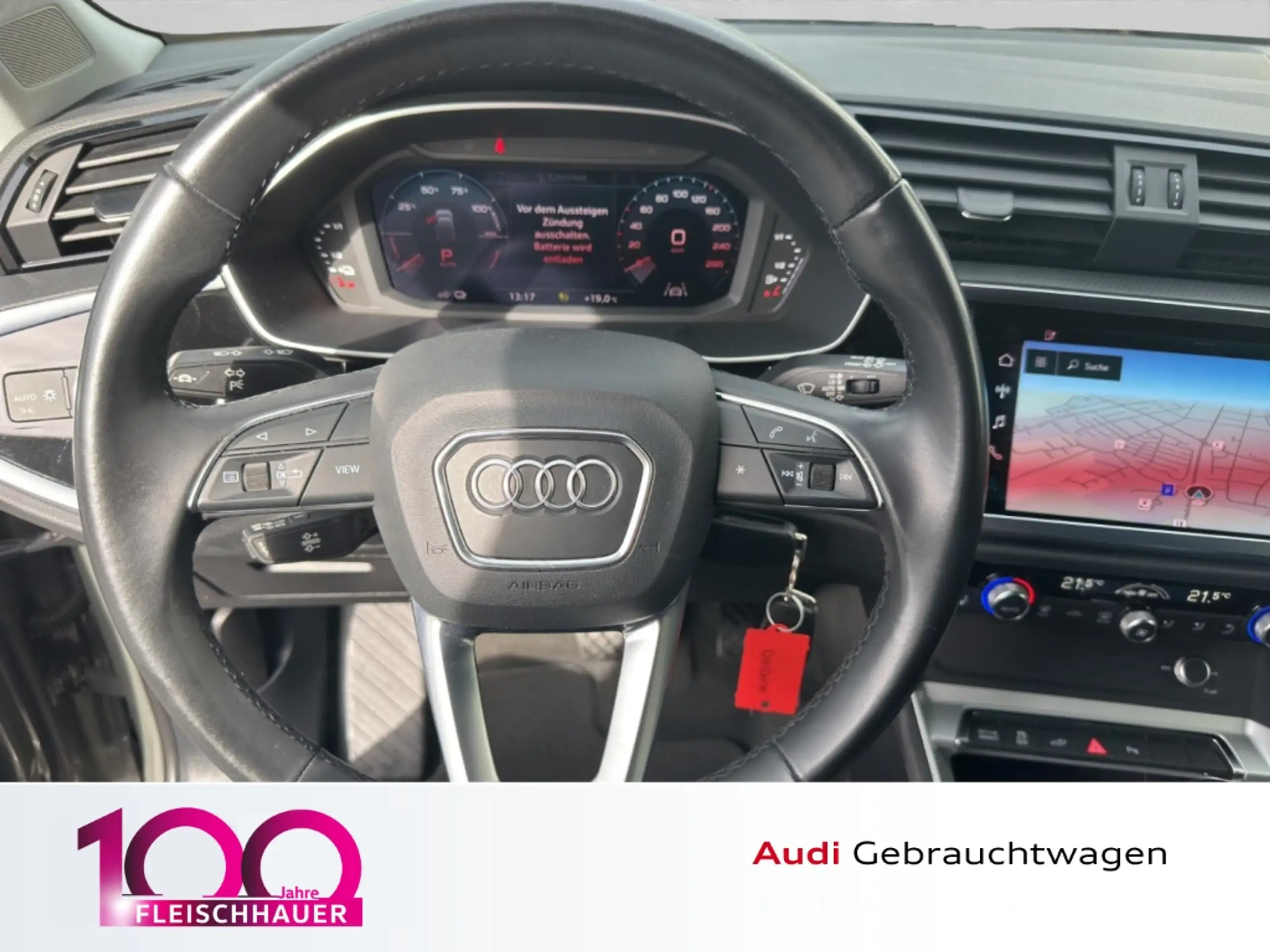 Audi - Q3