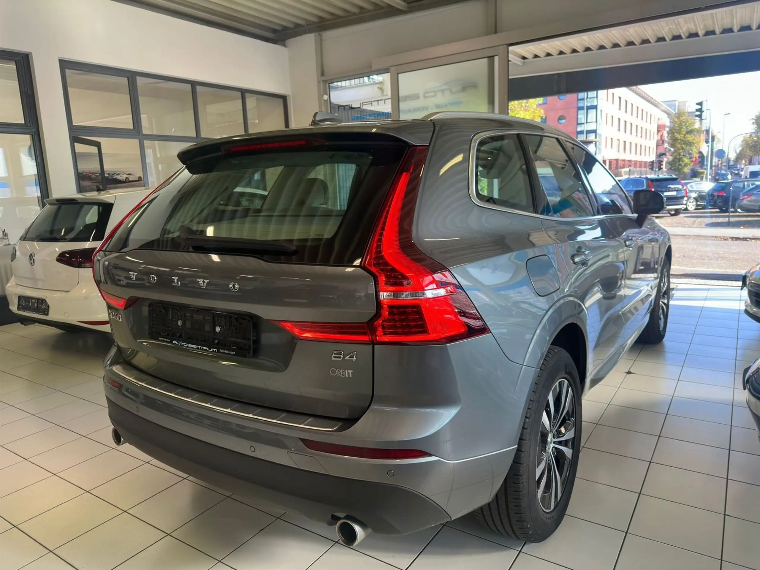 Volvo - XC60