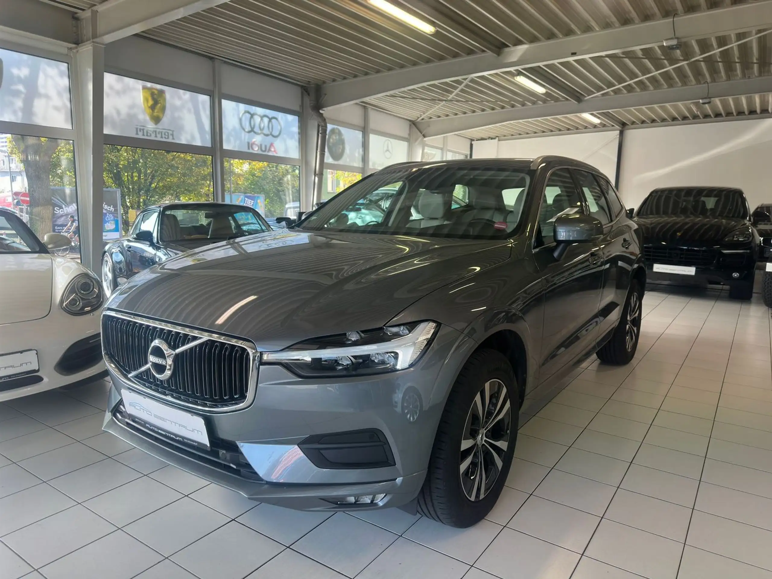 Volvo - XC60