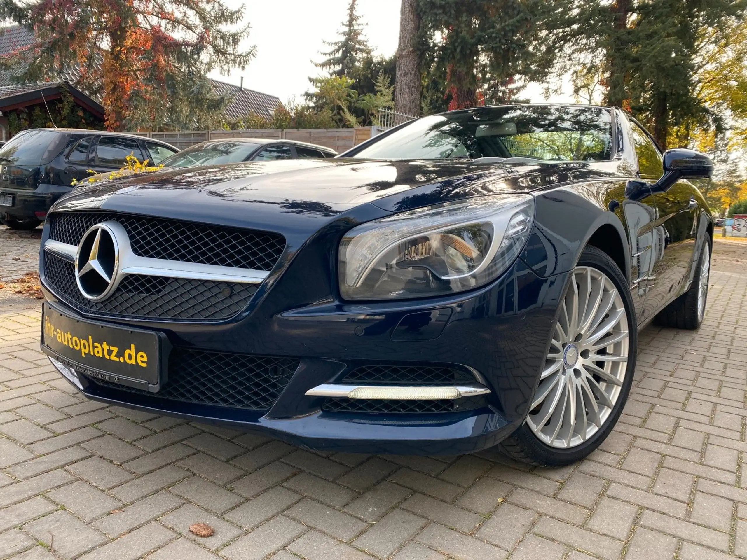 Mercedes-Benz - SLR