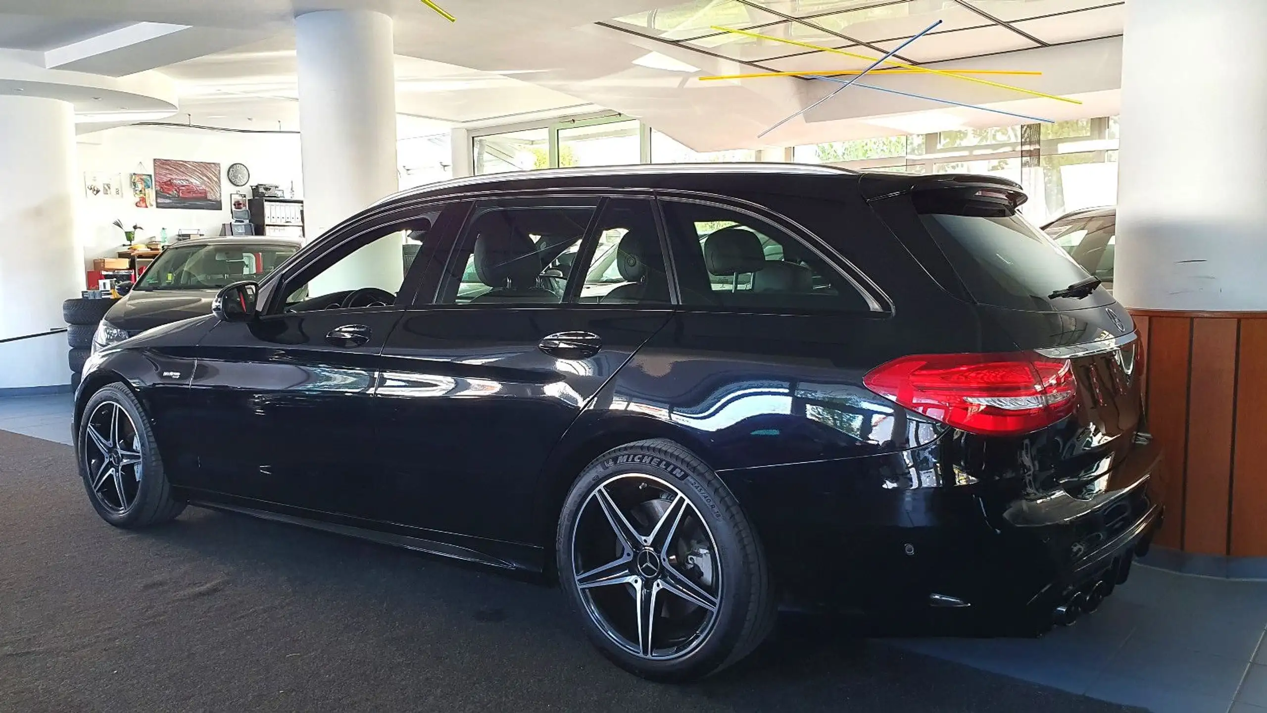 Mercedes-Benz - C 43 AMG