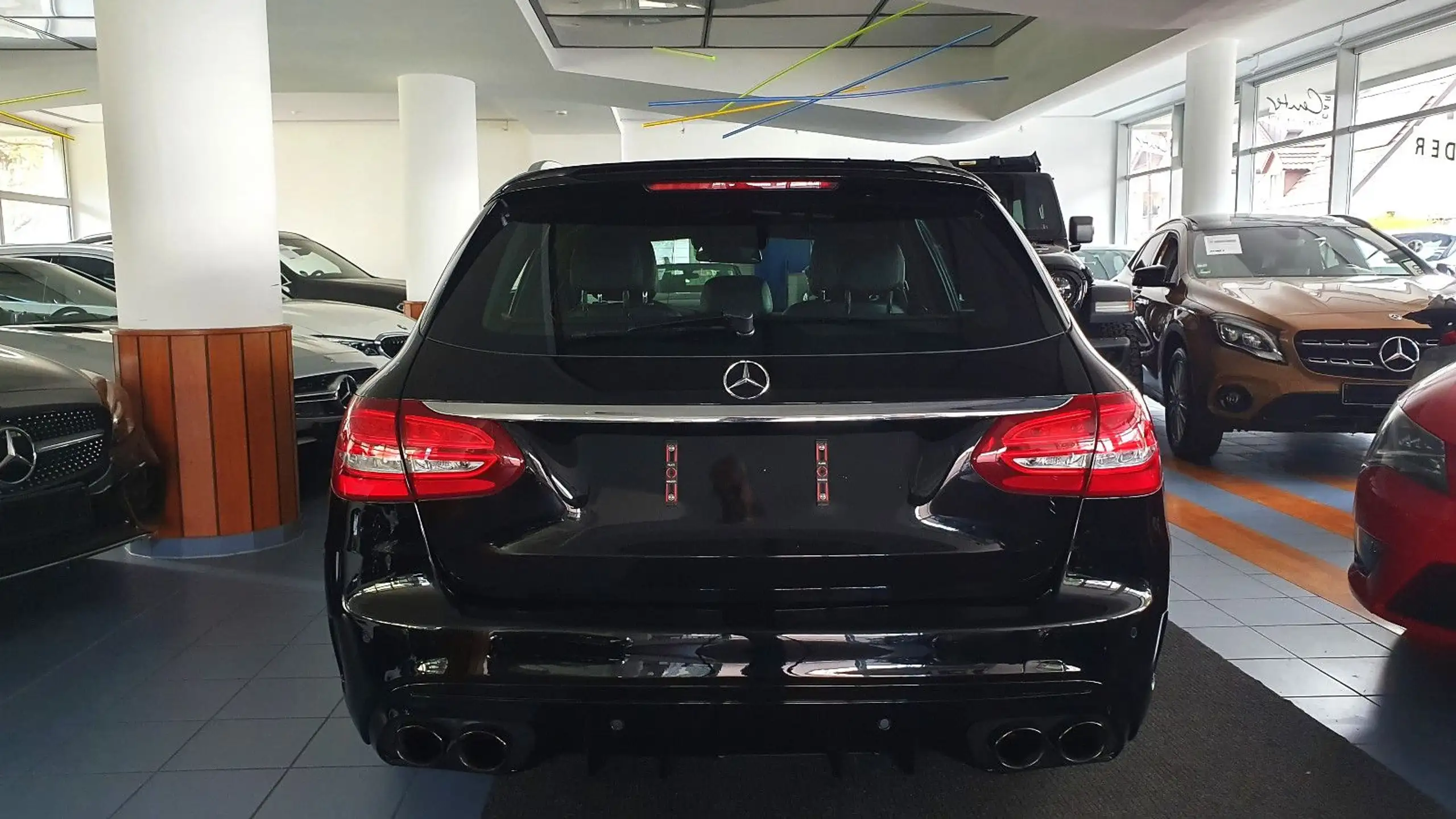 Mercedes-Benz - C 43 AMG