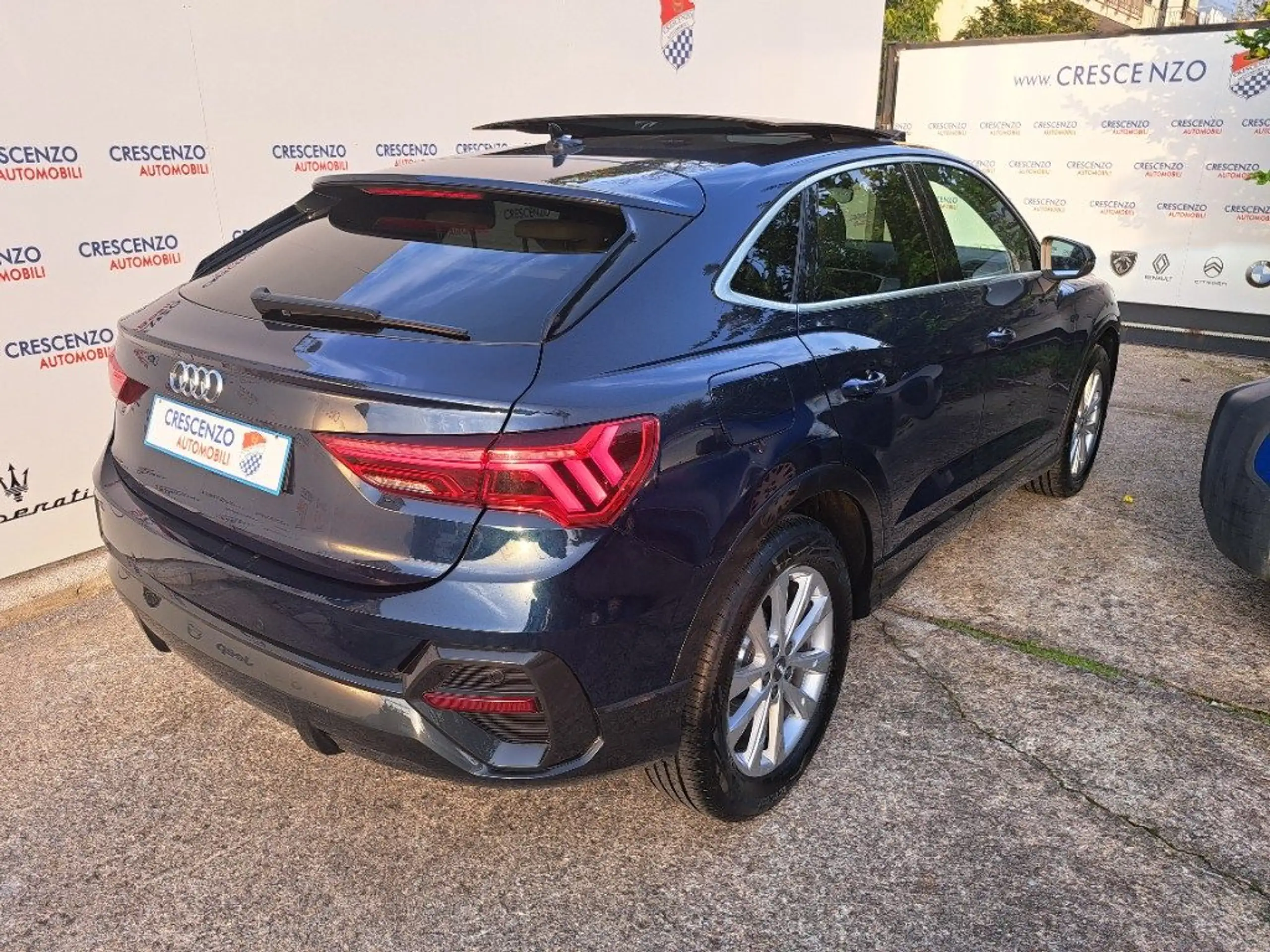 Audi - Q3