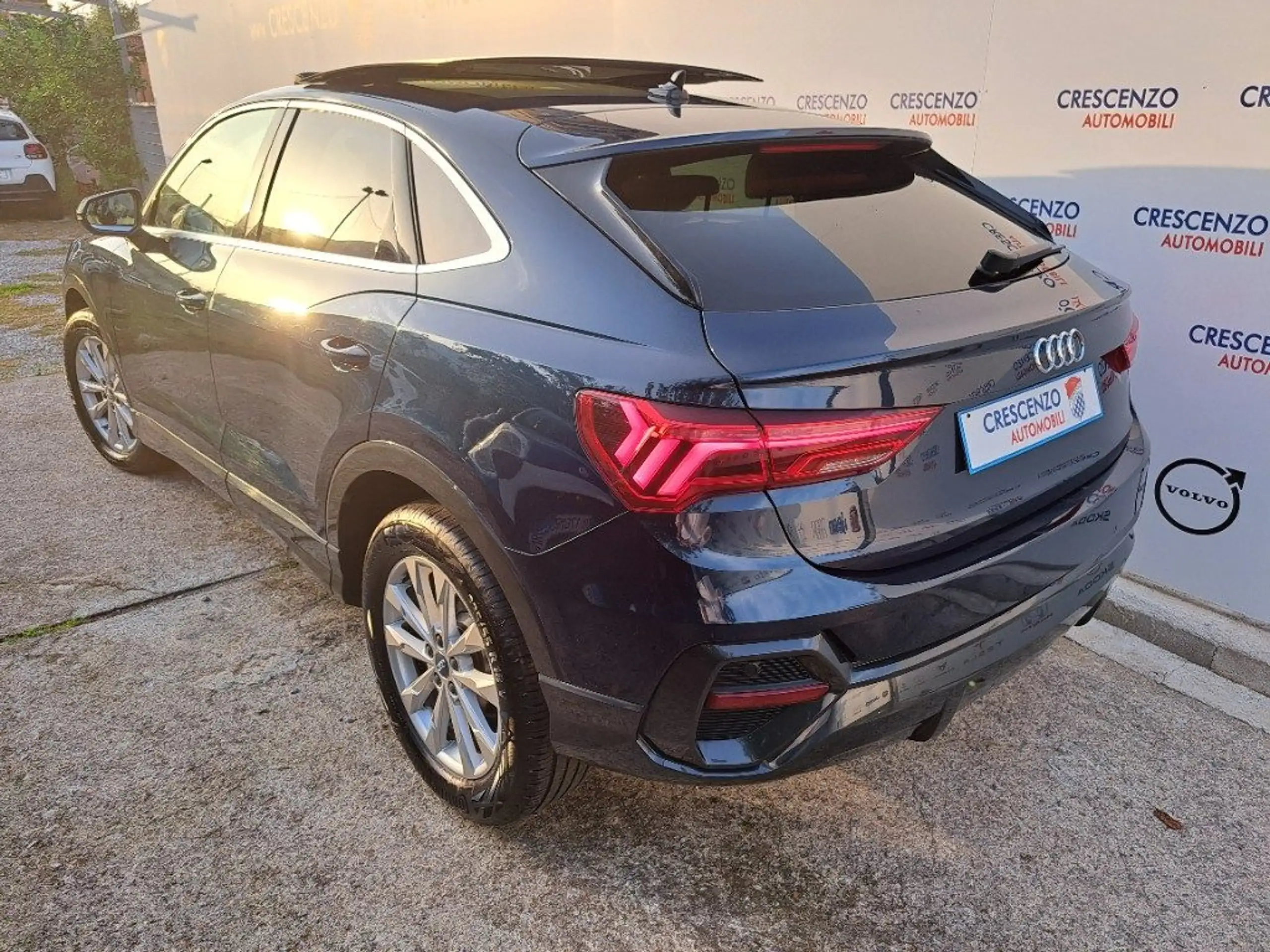 Audi - Q3