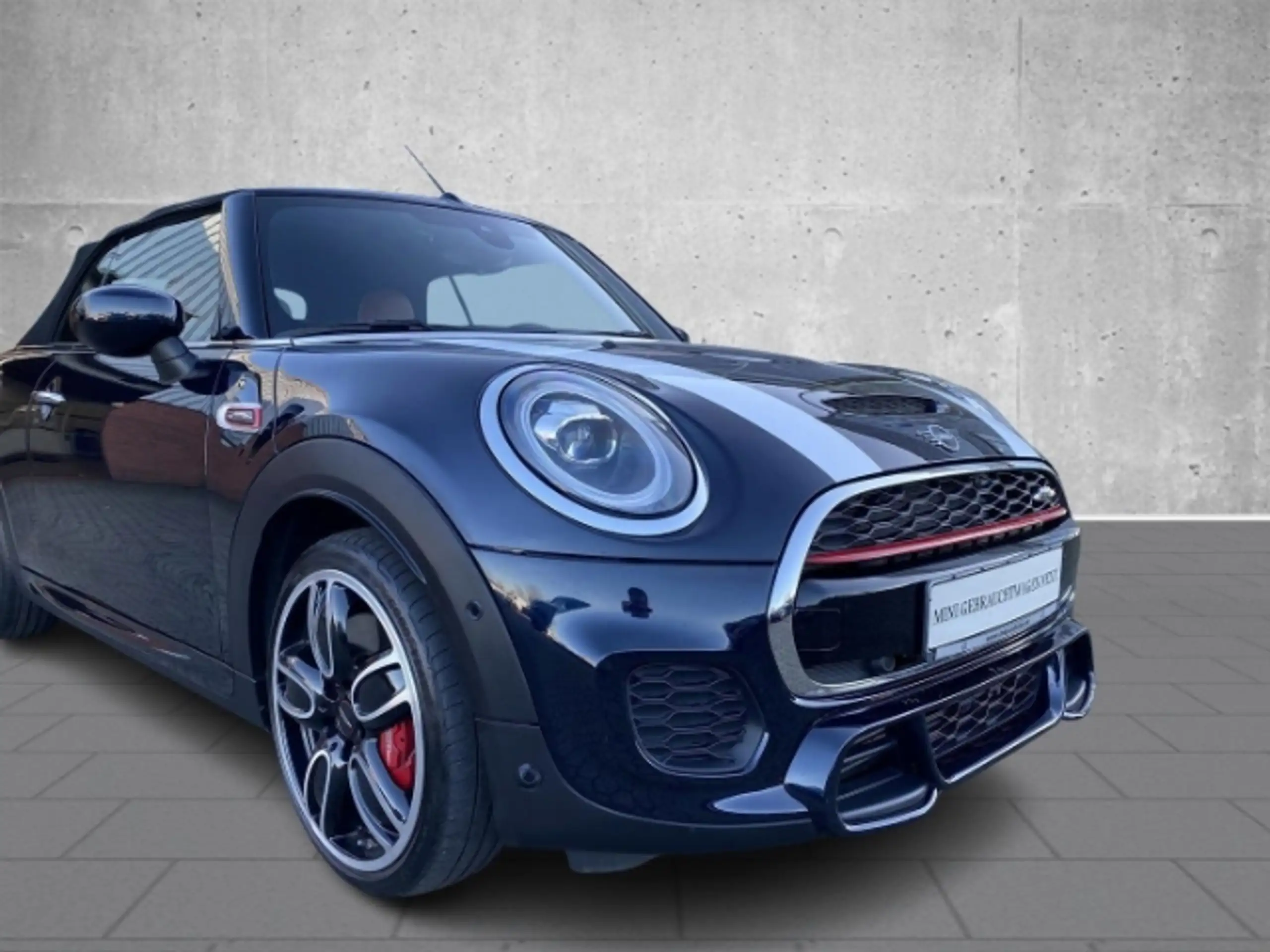 MINI - John Cooper Works Cabrio