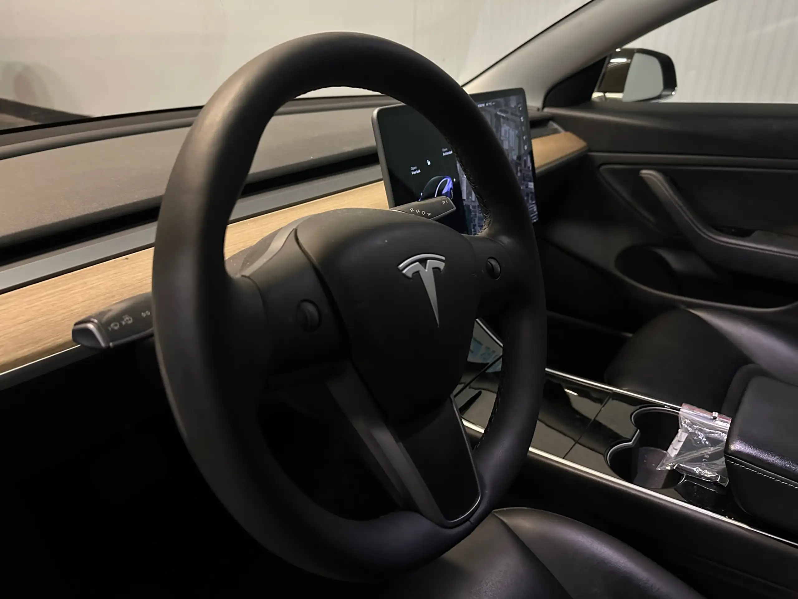 Tesla - Model 3