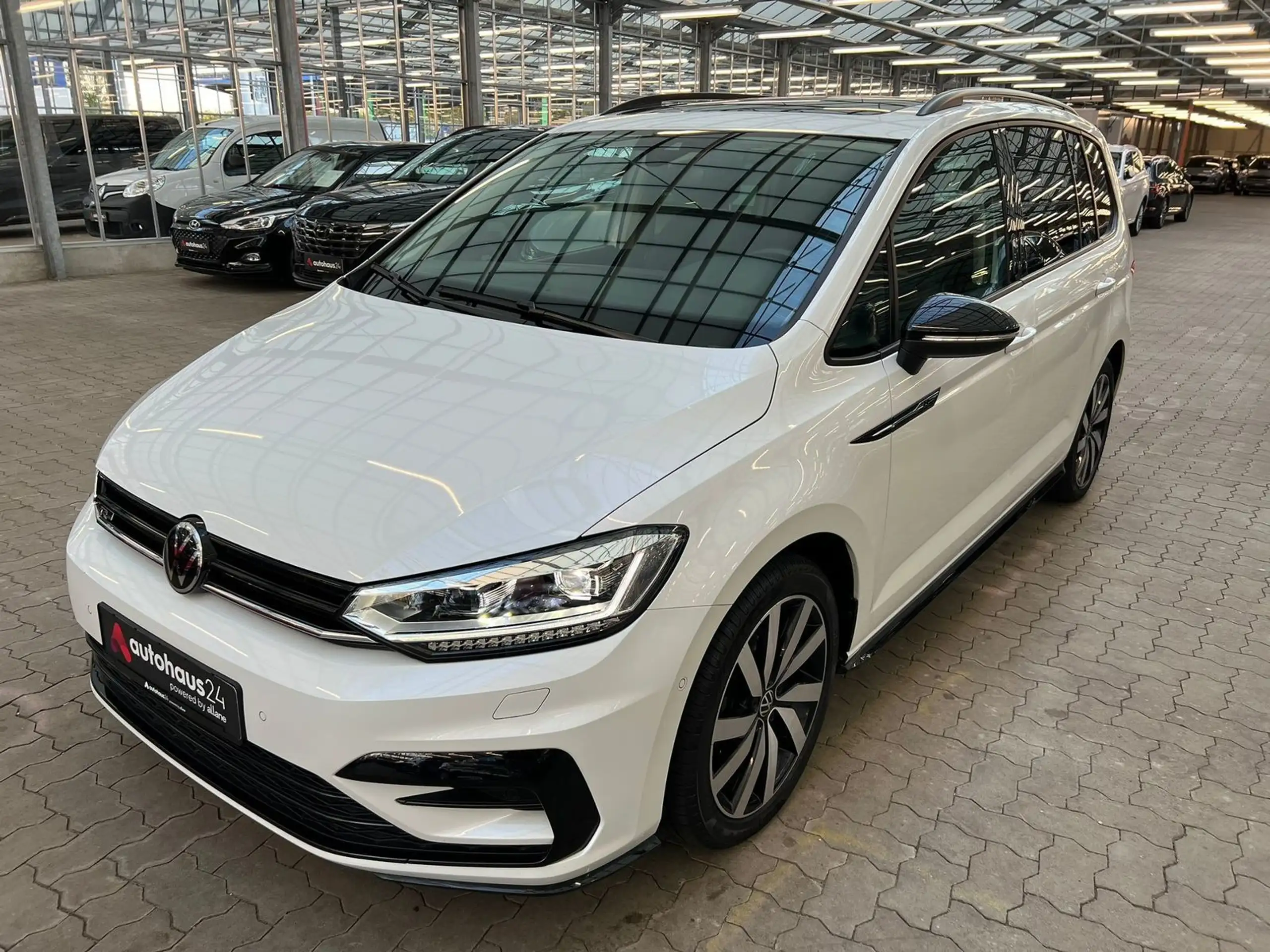 Volkswagen - Touran