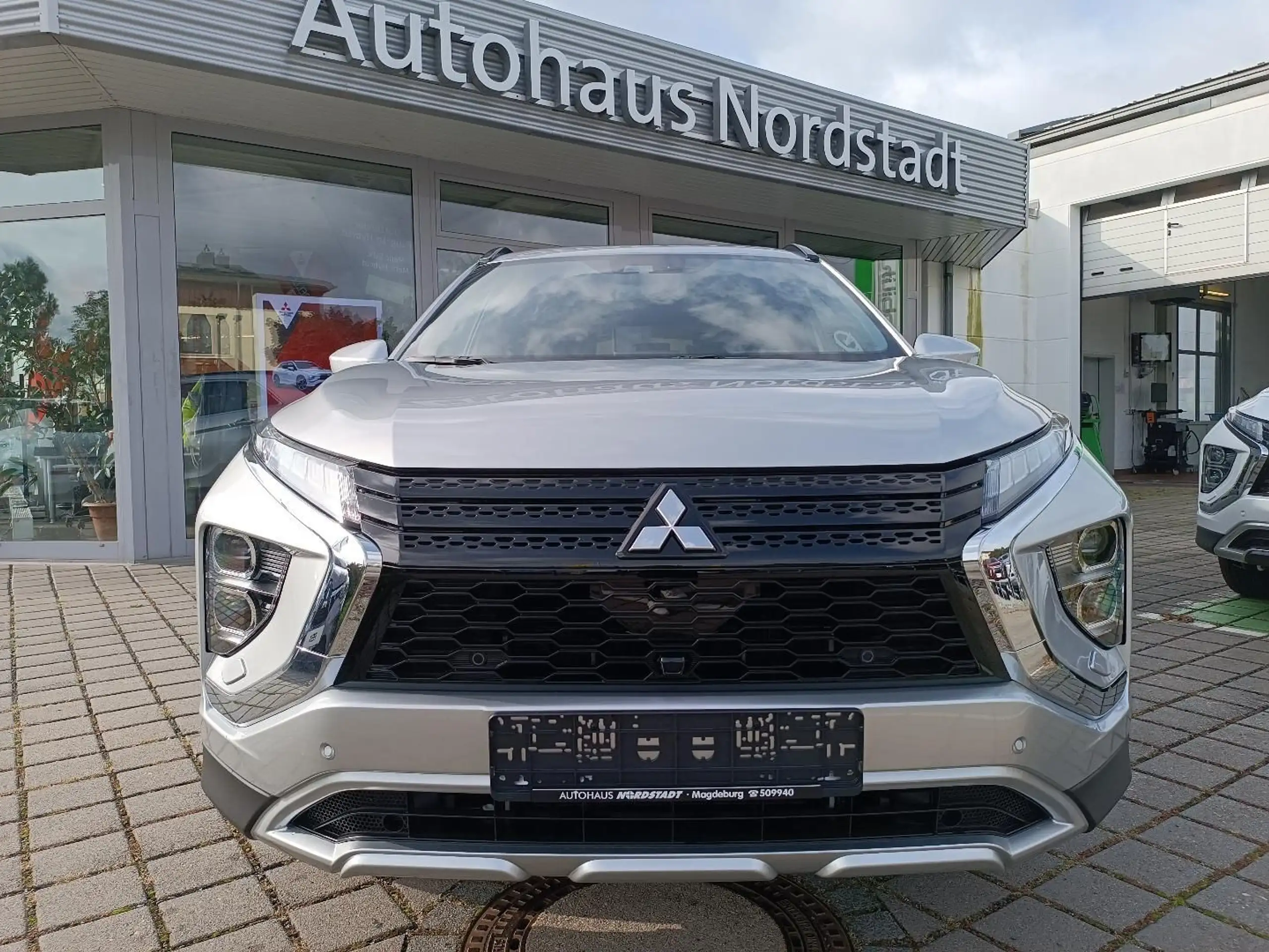 Mitsubishi - Eclipse Cross