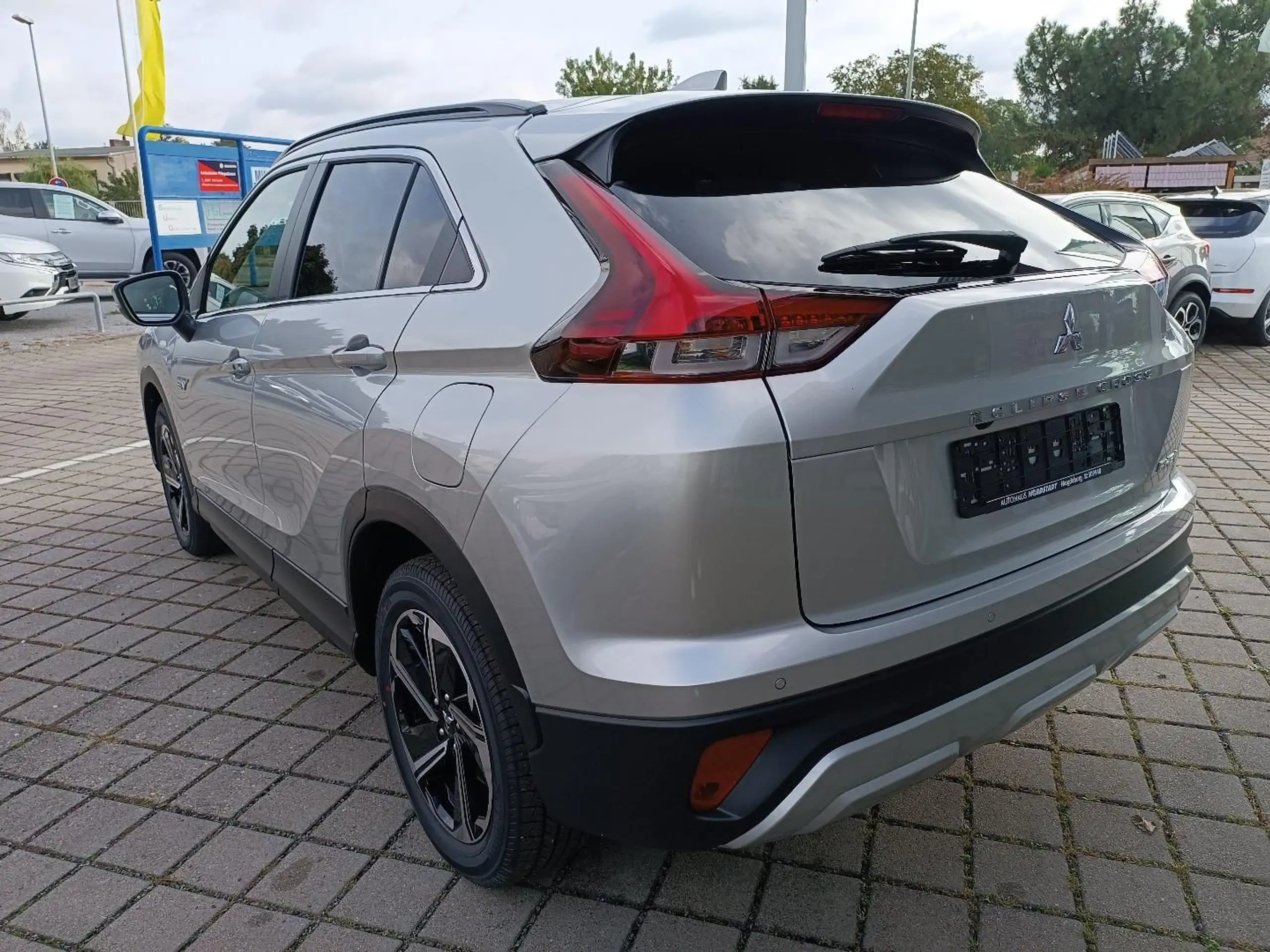 Mitsubishi - Eclipse Cross