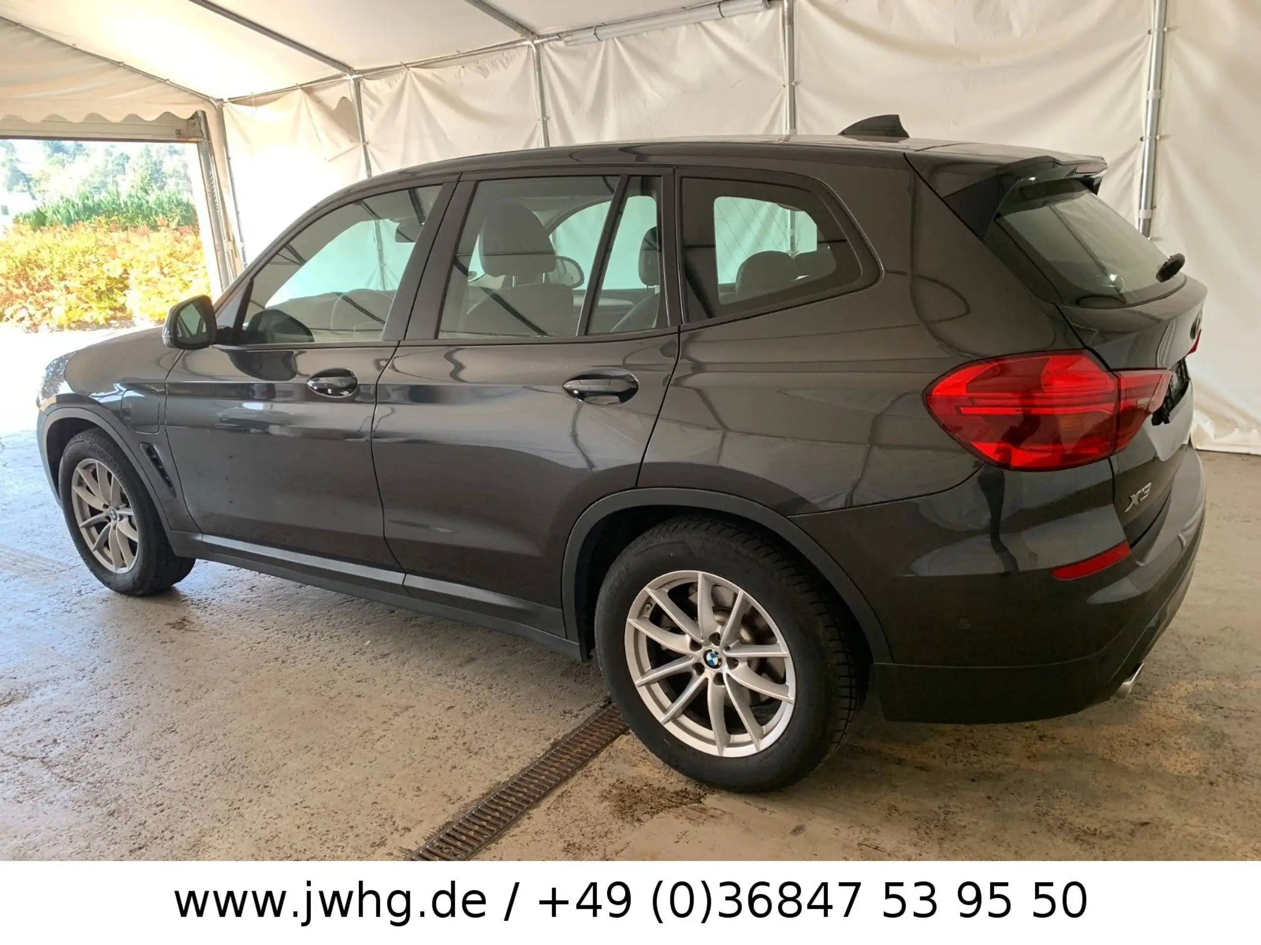 BMW - X3