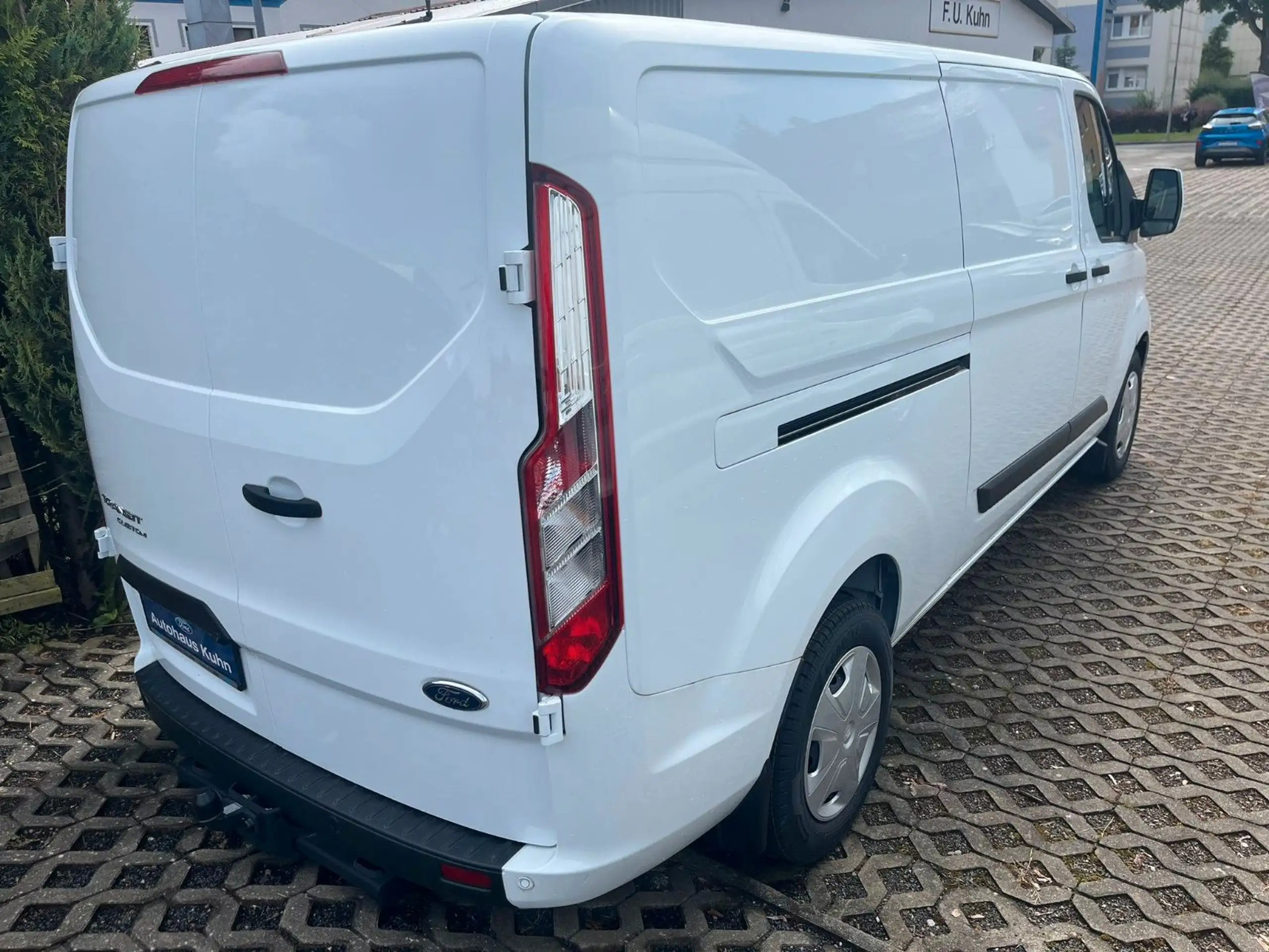 Ford - Transit Custom