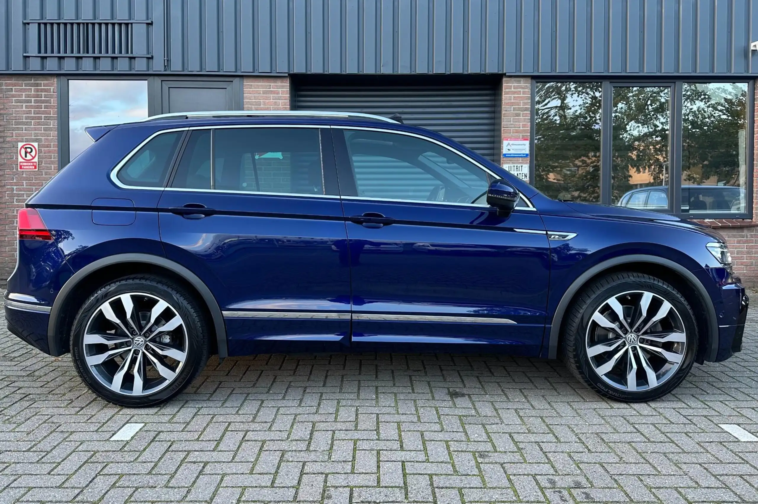 Volkswagen - Tiguan