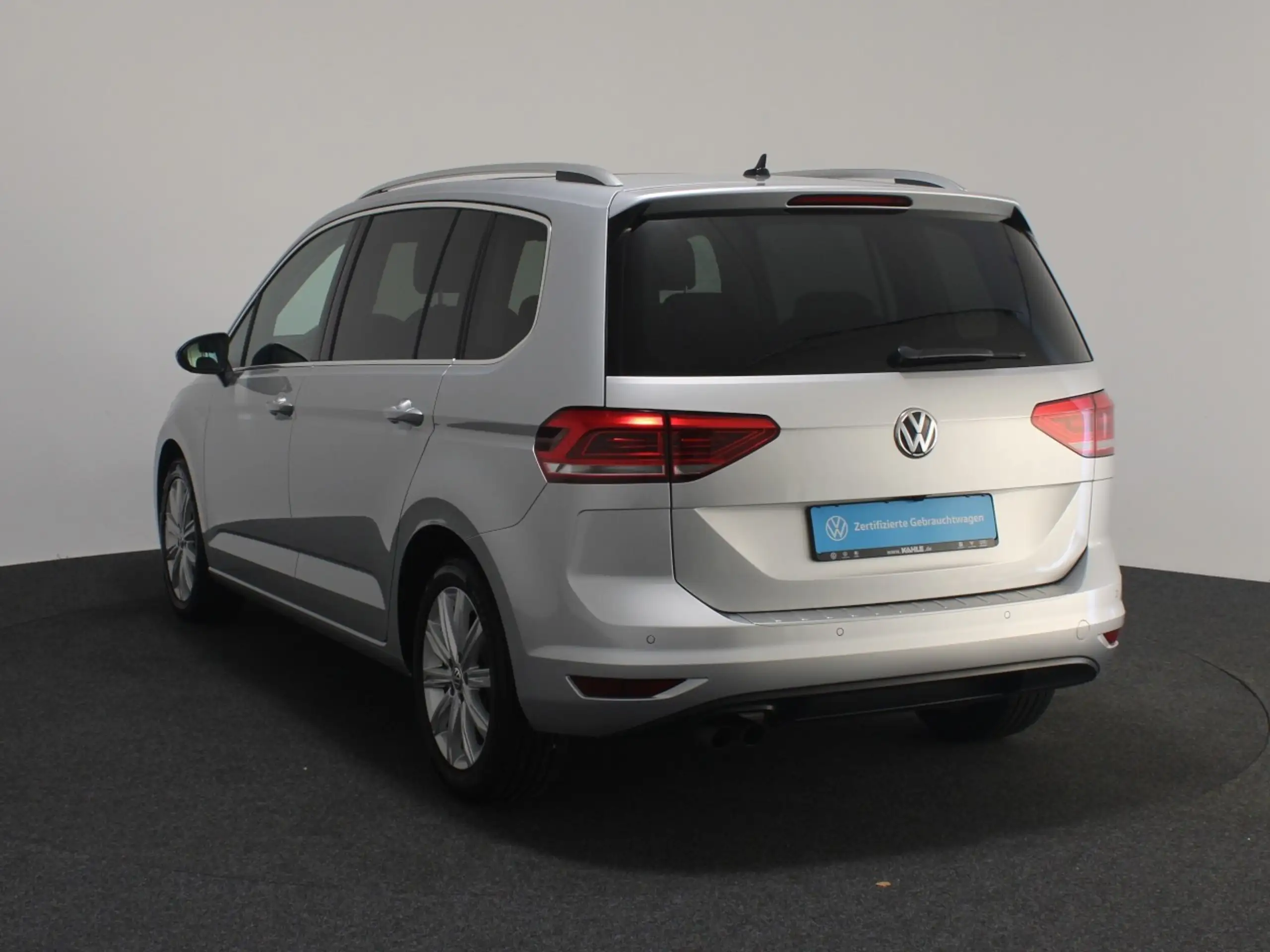 Volkswagen - Touran