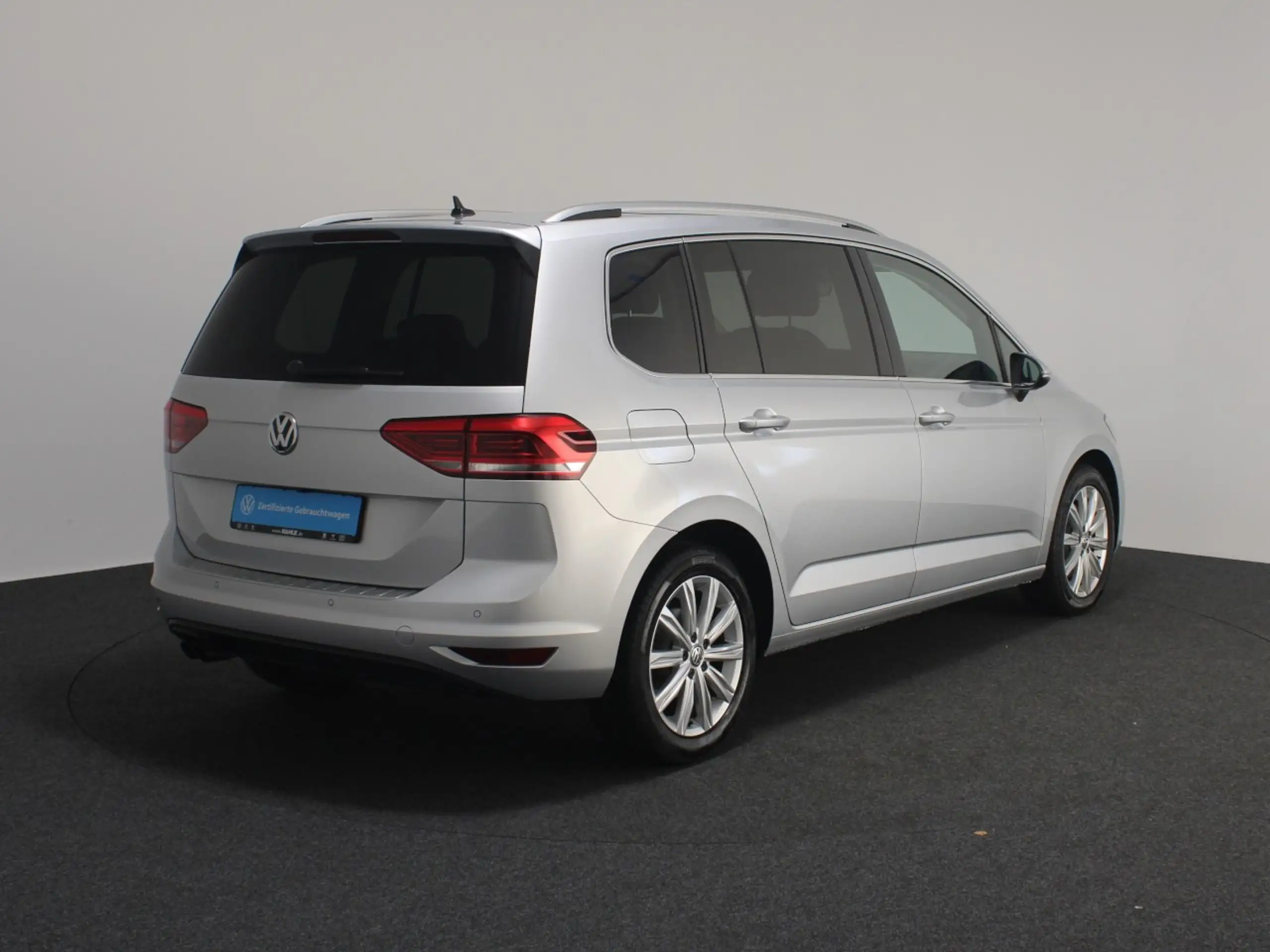 Volkswagen - Touran