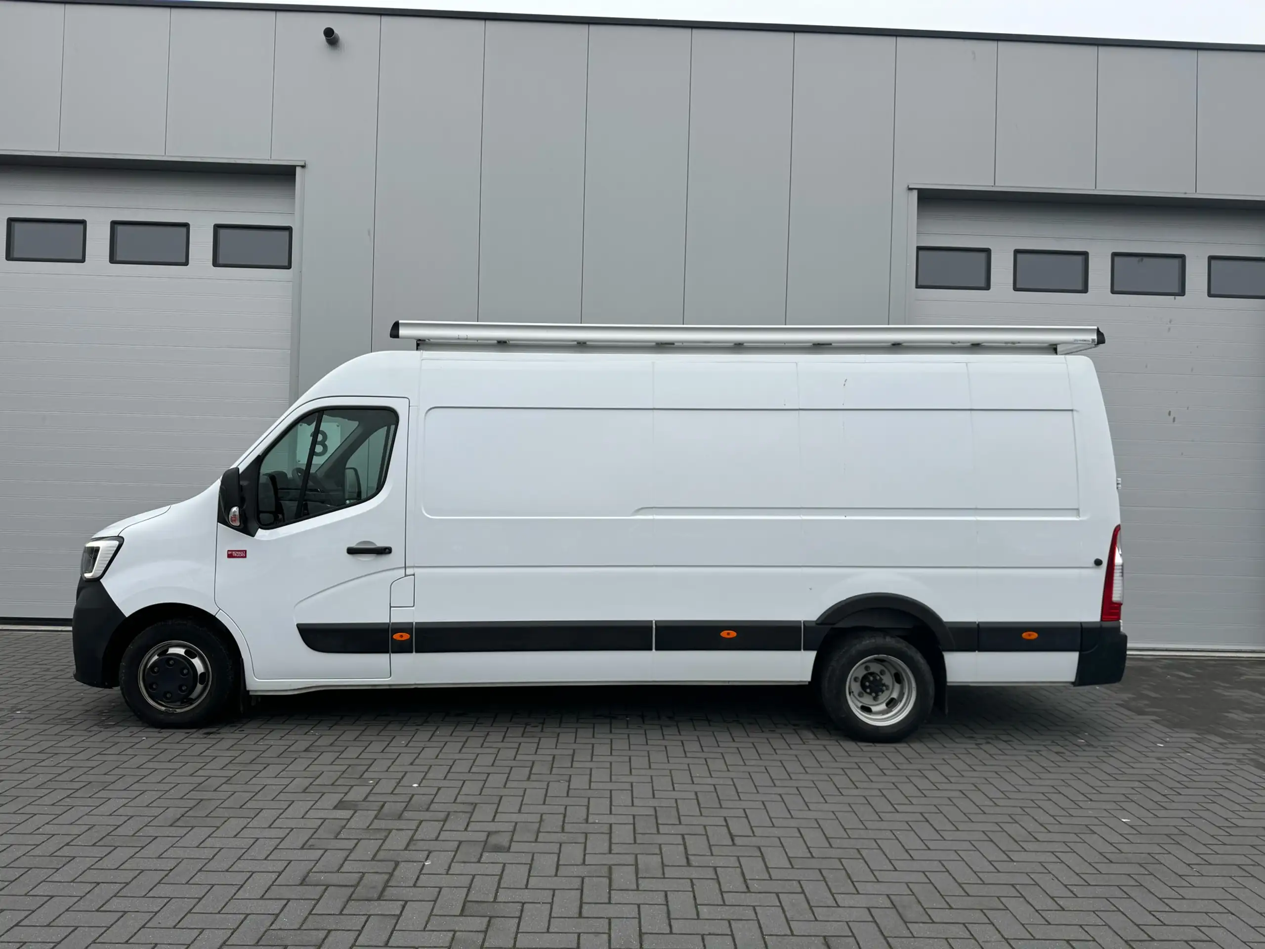 Renault - Master