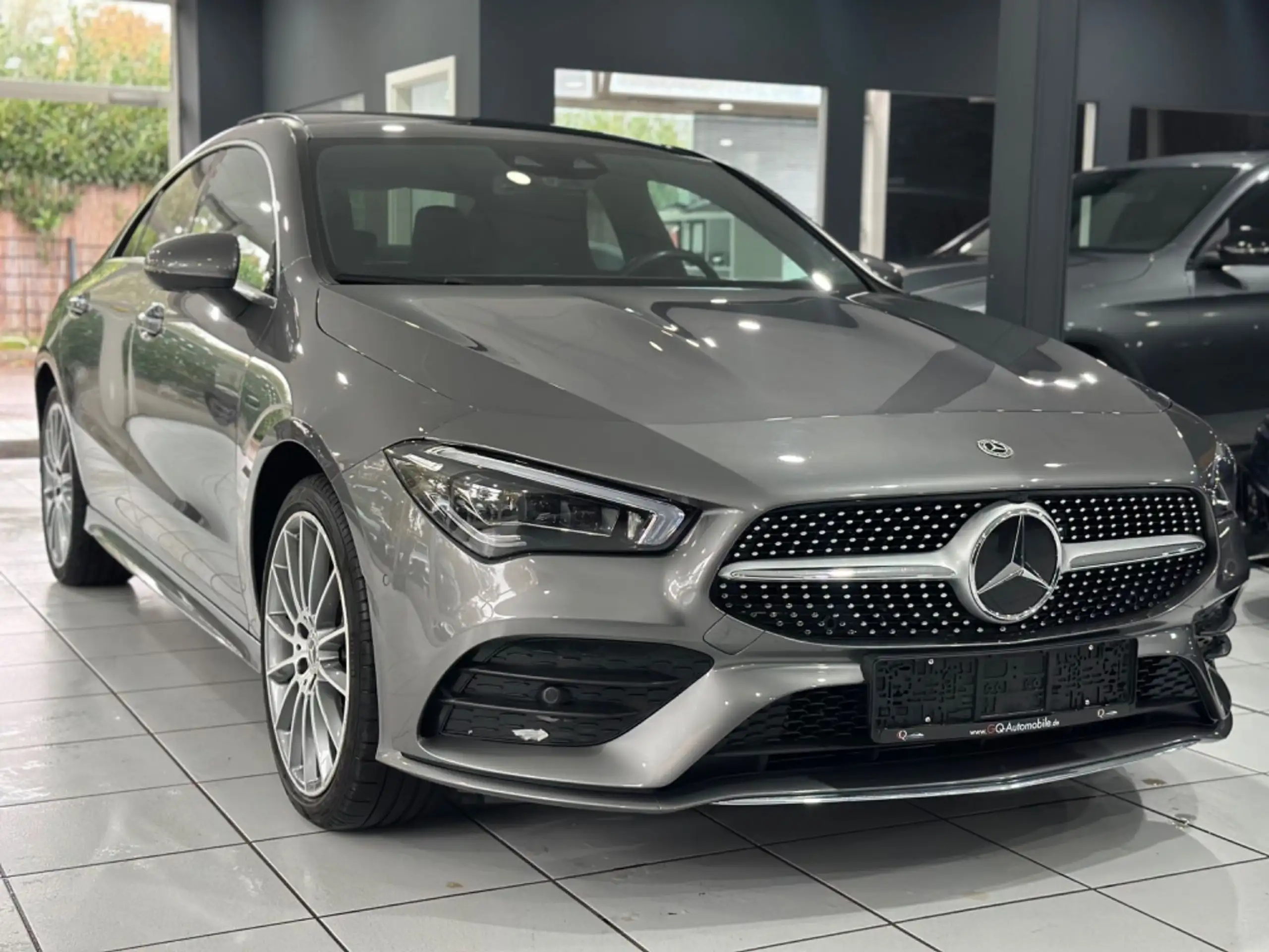 Mercedes-Benz - CLA 250