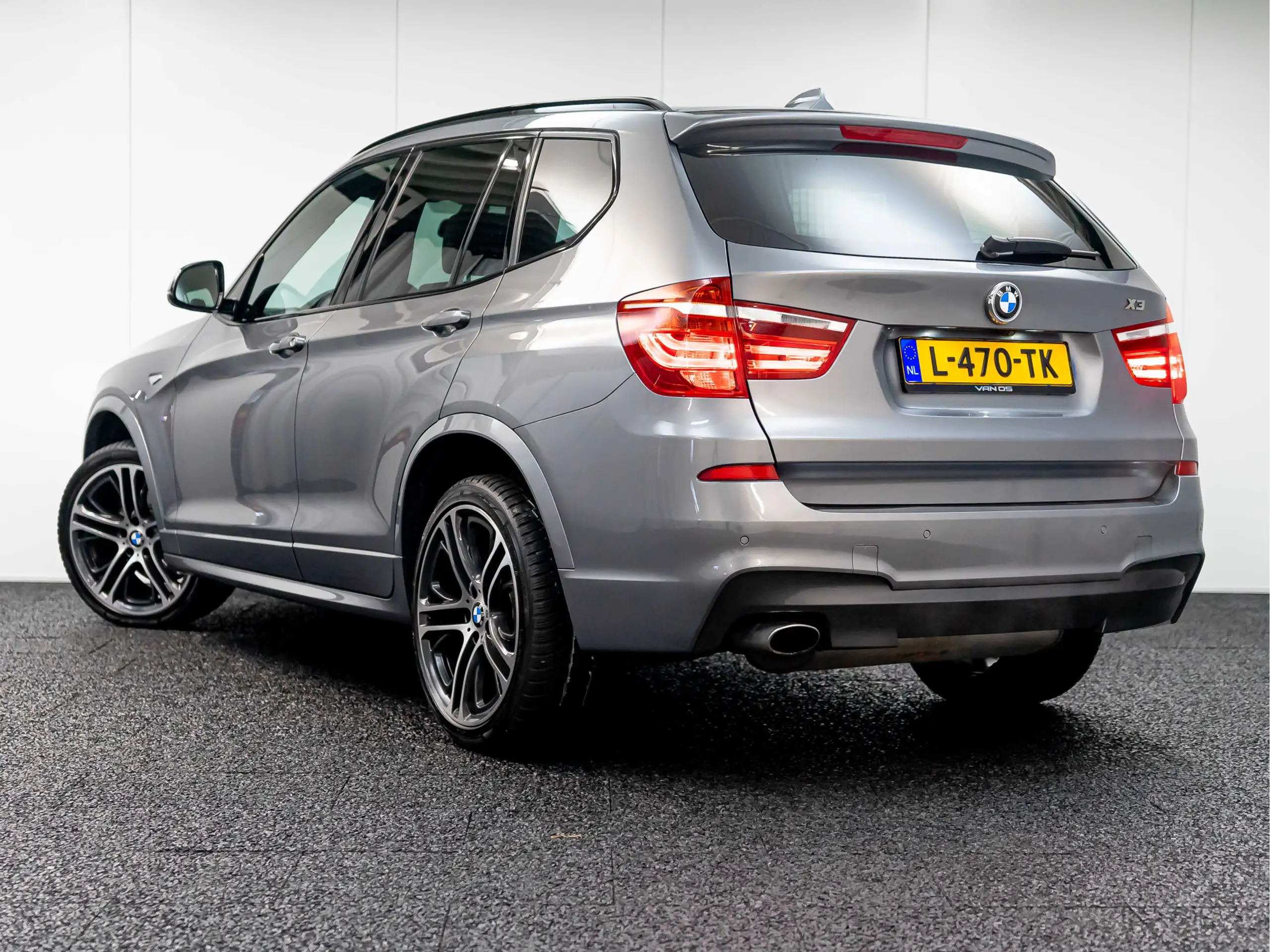 BMW - X3