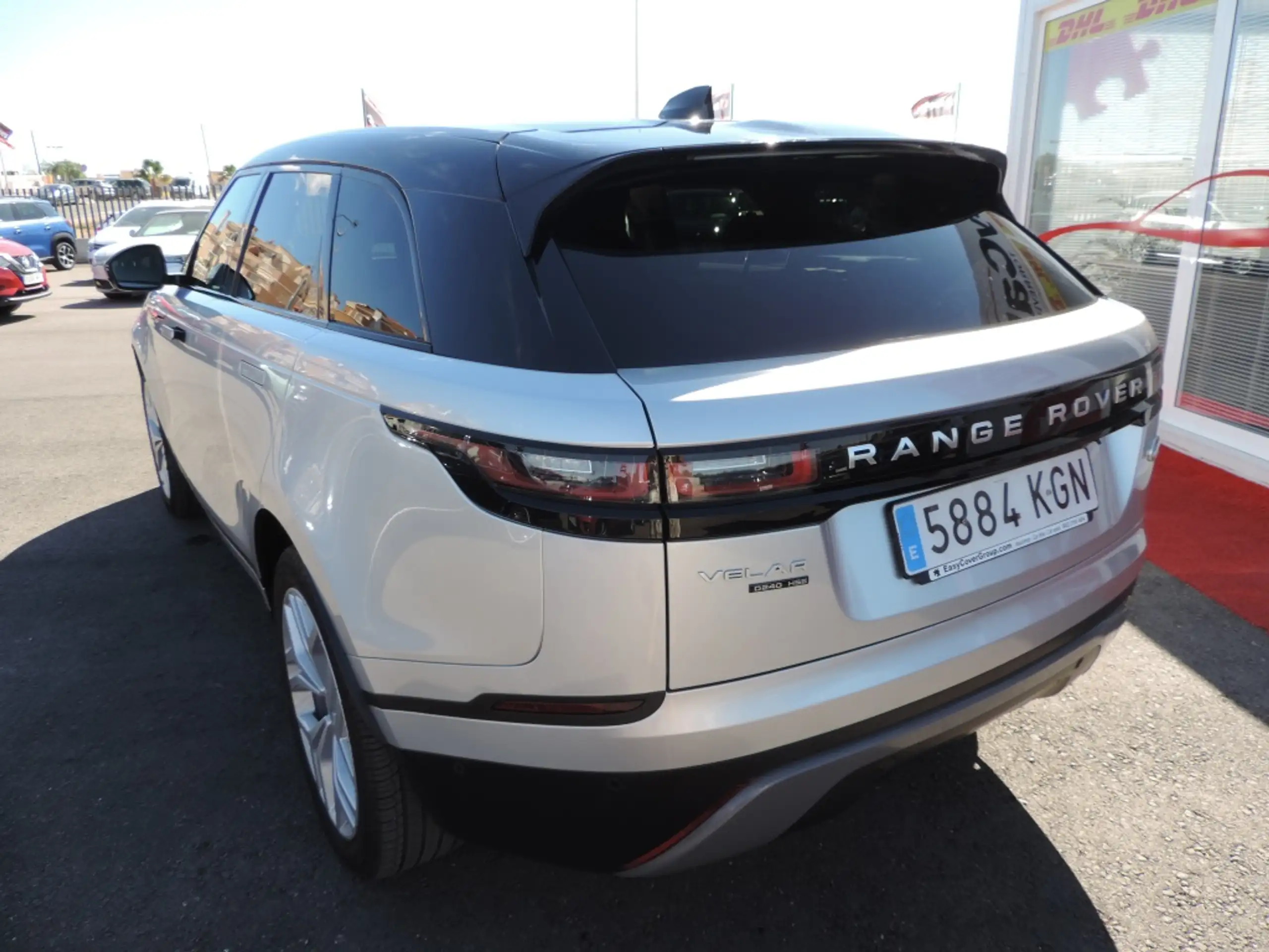 Land Rover - Range Rover Velar