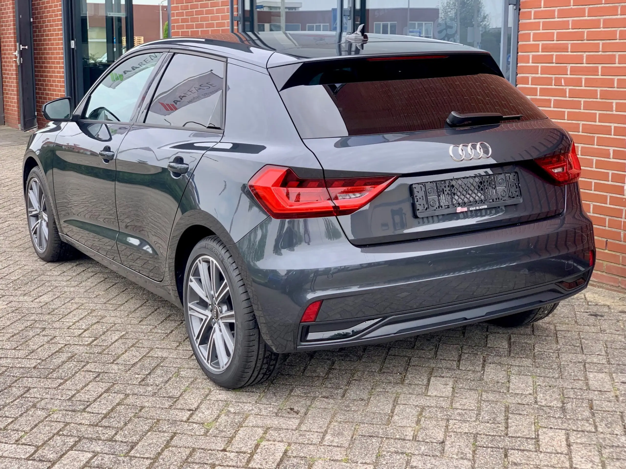 Audi - A1