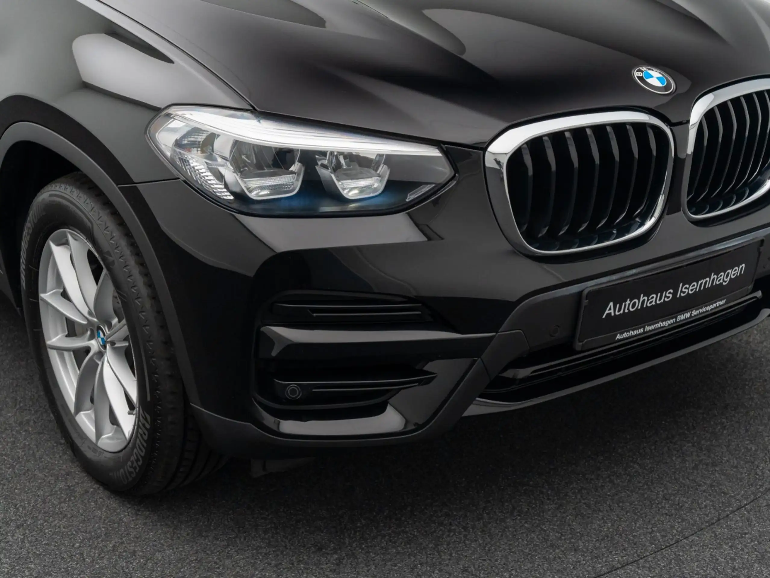 BMW - X3