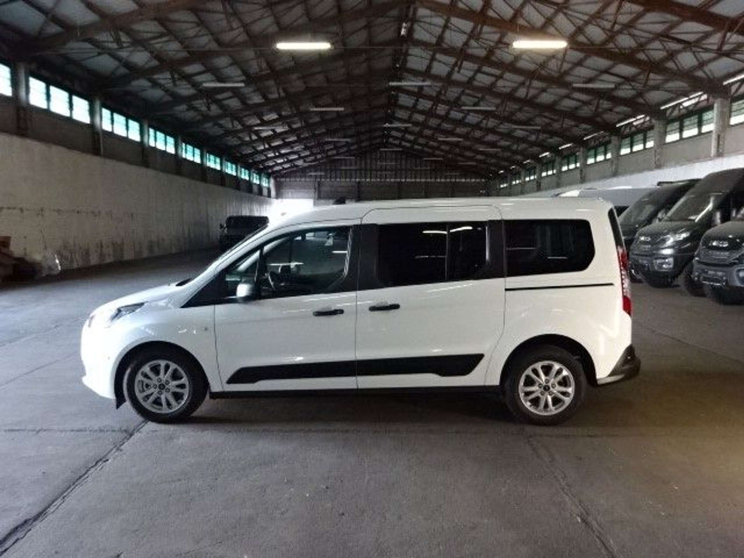 Ford - Transit Connect