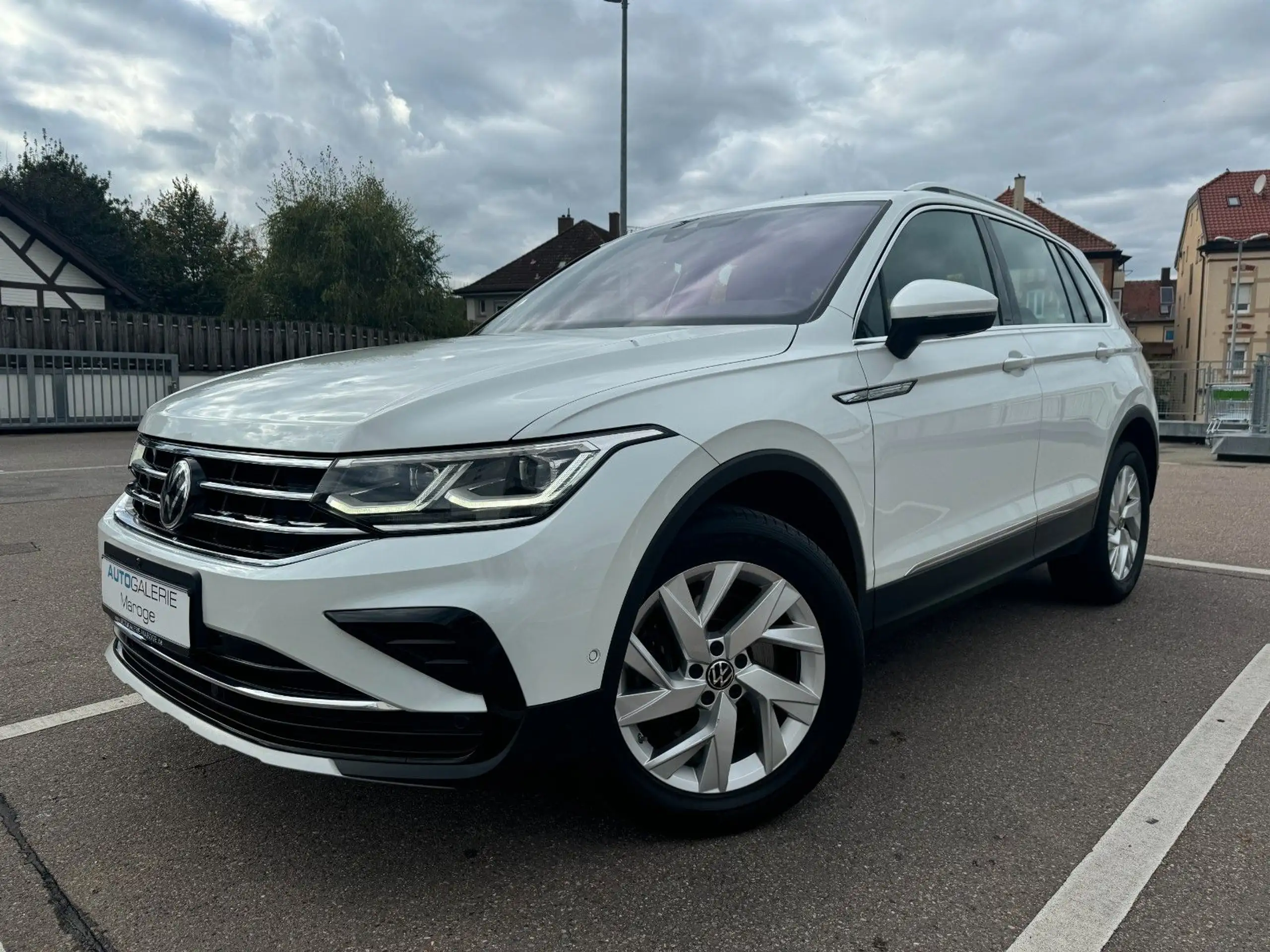 Volkswagen - Tiguan