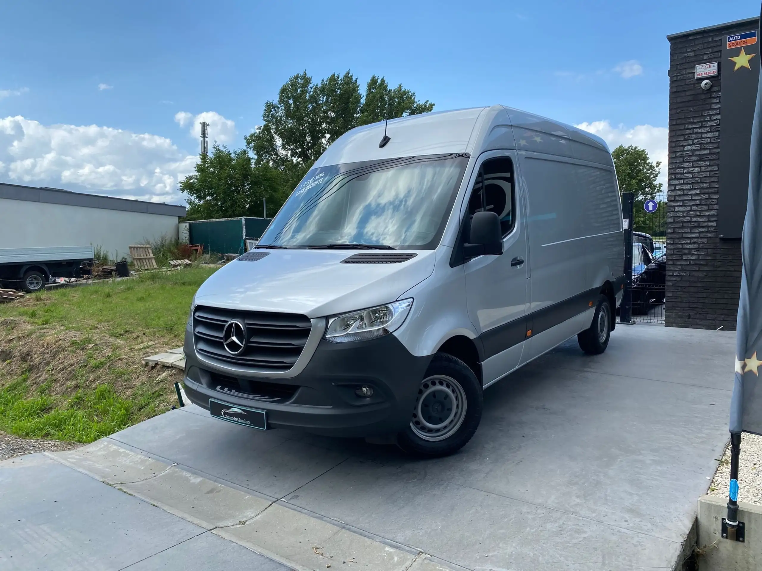 Mercedes-Benz - Sprinter