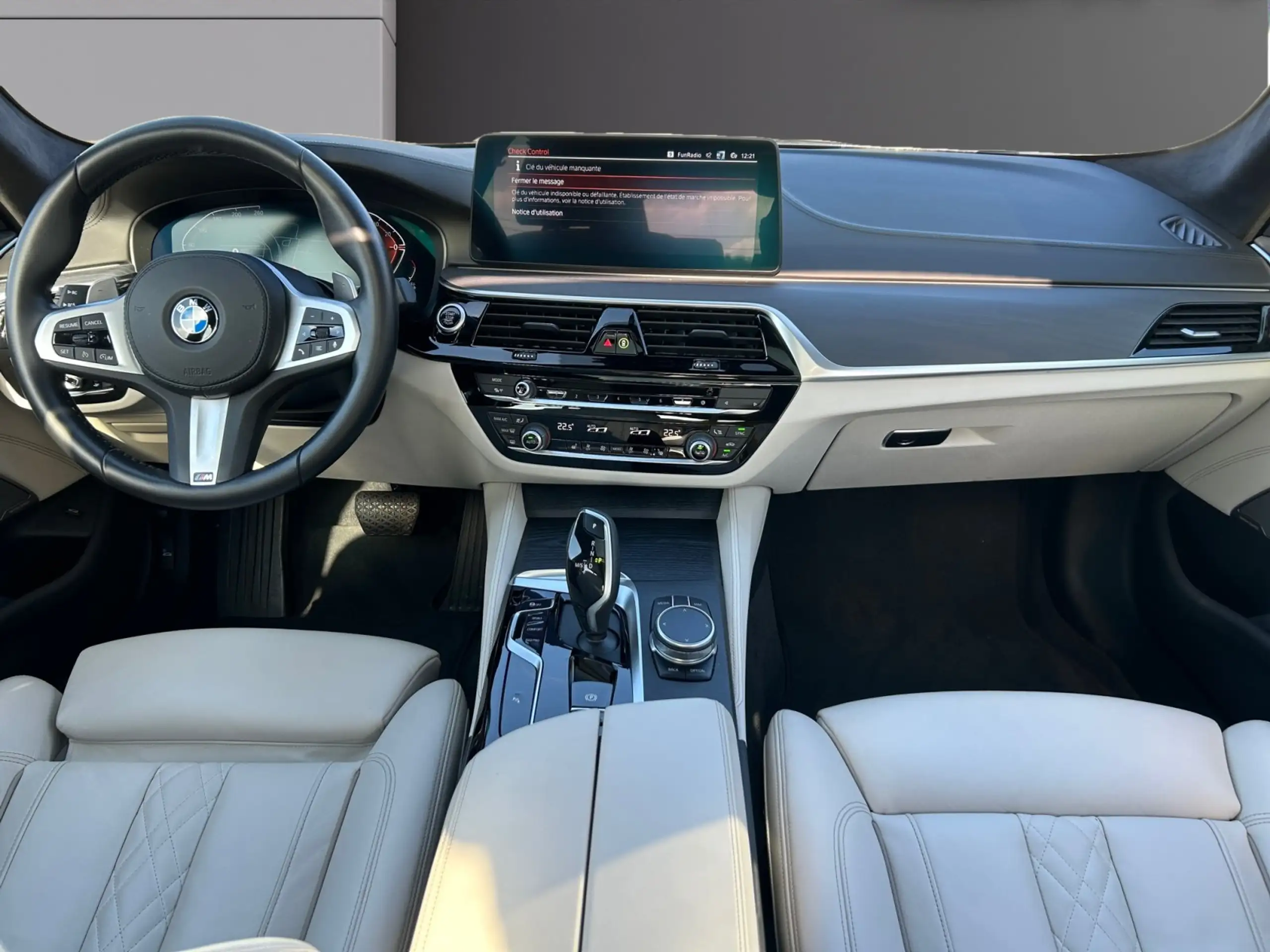 BMW - 518