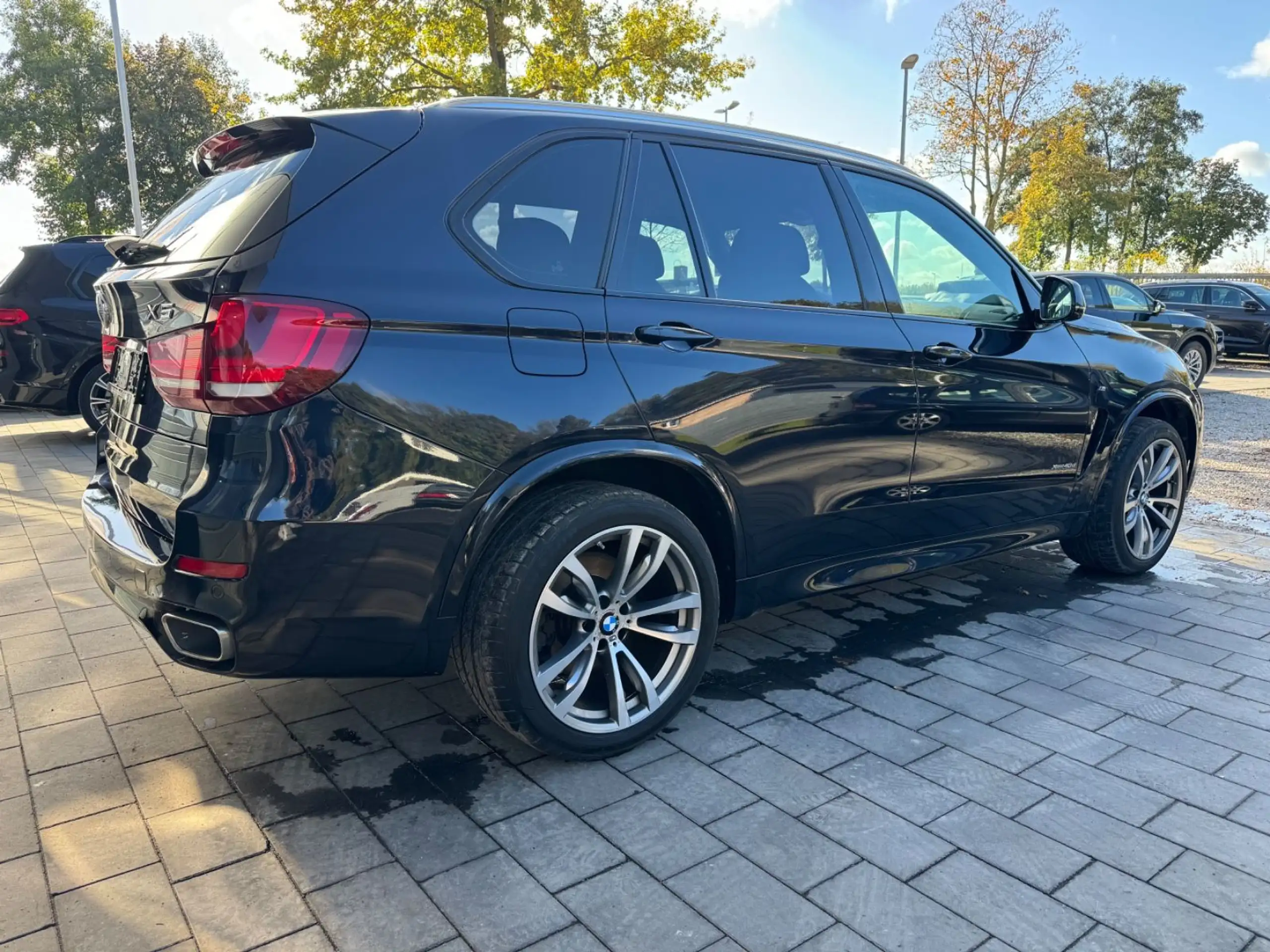 BMW - X5